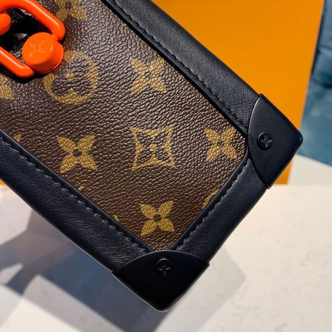 Louis Vuitton Soft Trunk Monogram Canvas For Men, Bags, Shoulder And Crossbody Bags 9.8in/25cm Louis Vuitton M44478