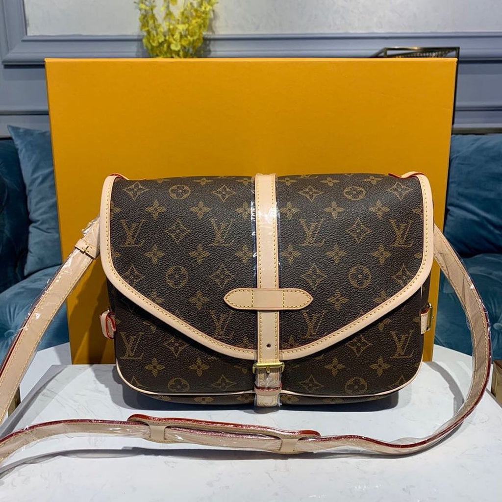 Louis Vuitton Saumur MM Monogram Canvas For Women, WomenÃƒÂ¢Ã¢â€šÂ¬Ã¢â€žÂ¢s Handbags, Shoulder And Crossbody Bags 11.8in/30cm Louis Vuitton M40710