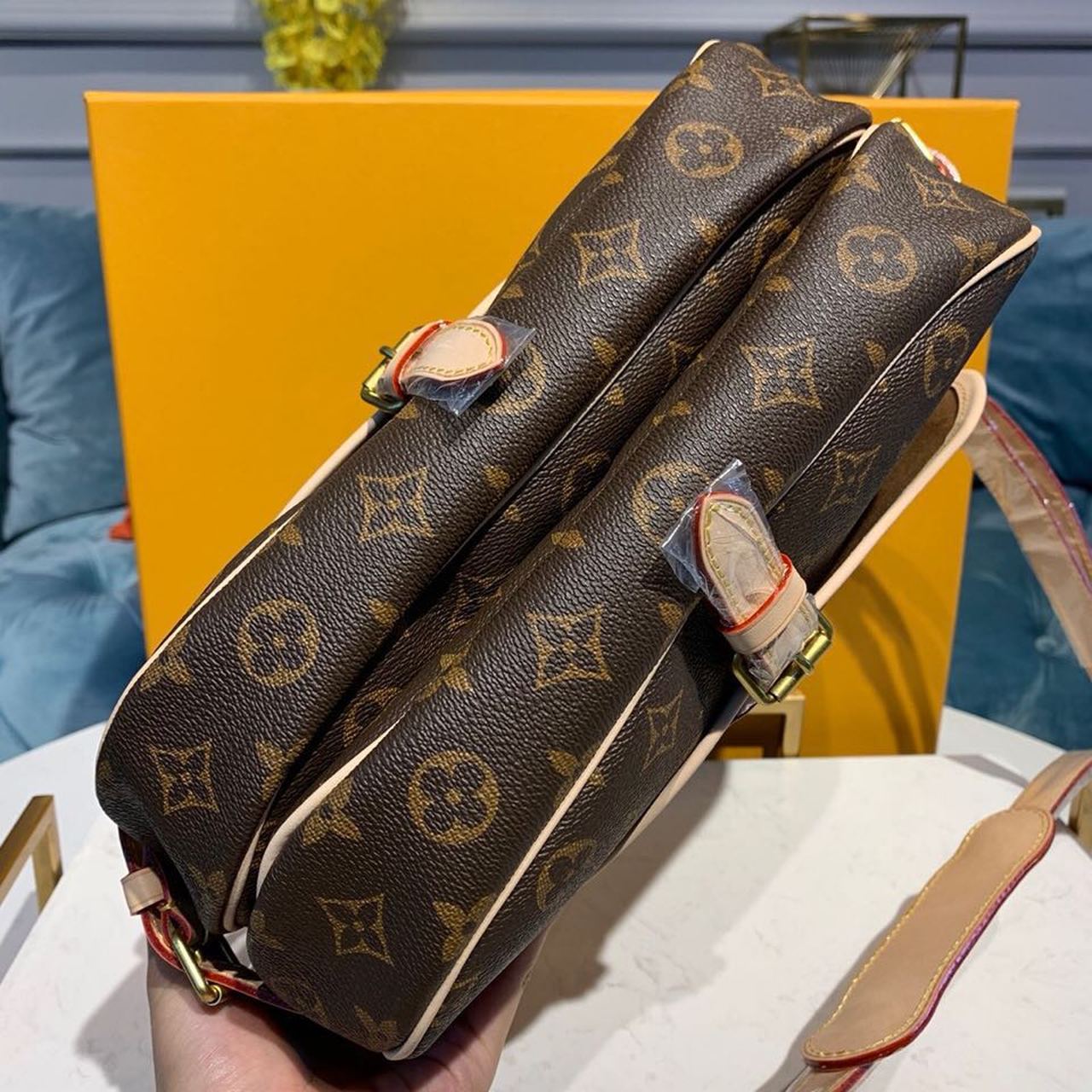 Louis Vuitton Saumur MM Monogram Canvas For Women, WomenÃƒÂ¢Ã¢â€šÂ¬Ã¢â€žÂ¢s Handbags, Shoulder And Crossbody Bags 11.8in/30cm Louis Vuitton M40710