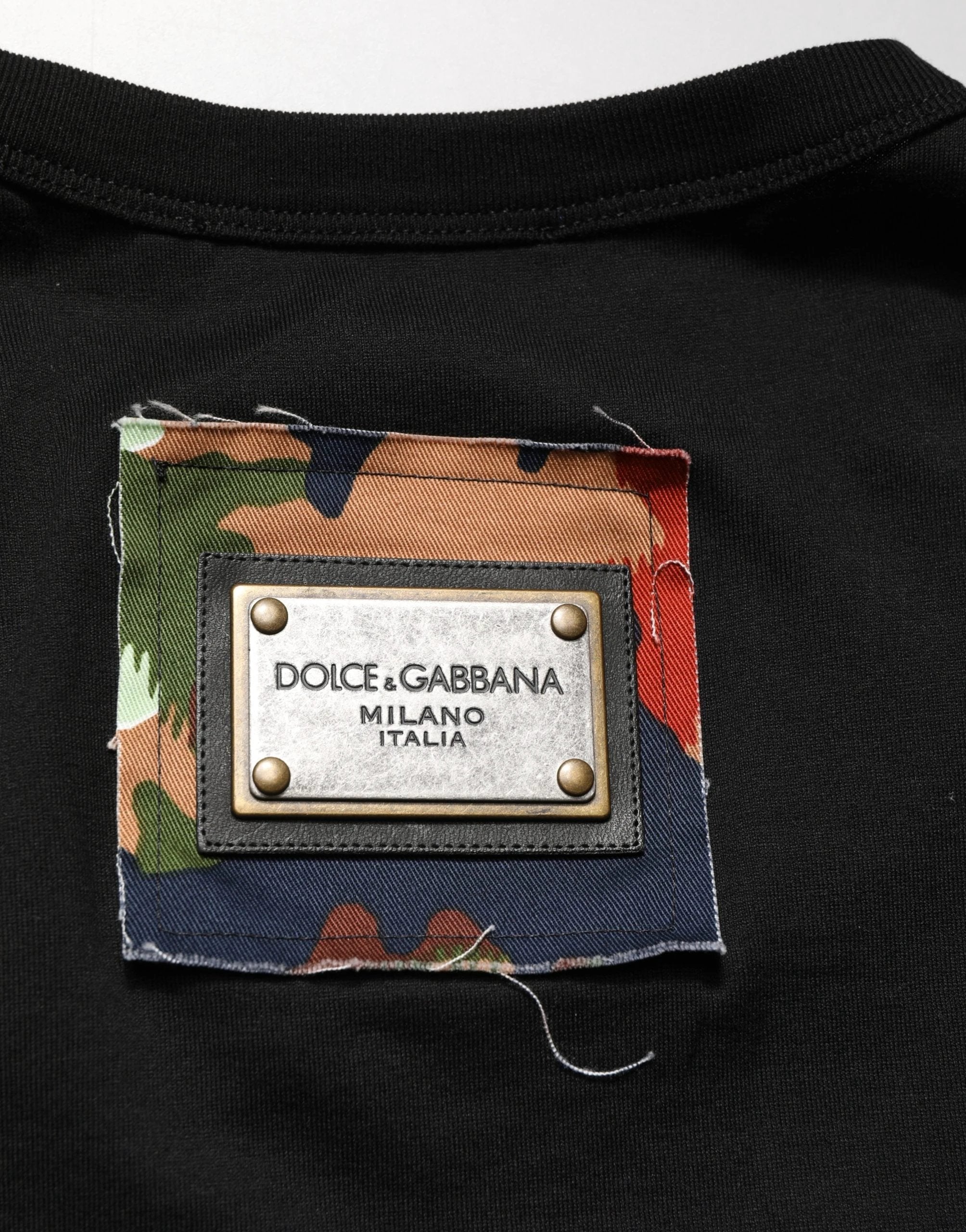 Dolce & Gabbana Black Italians Do It Better Camo Pocket Men T-shirt