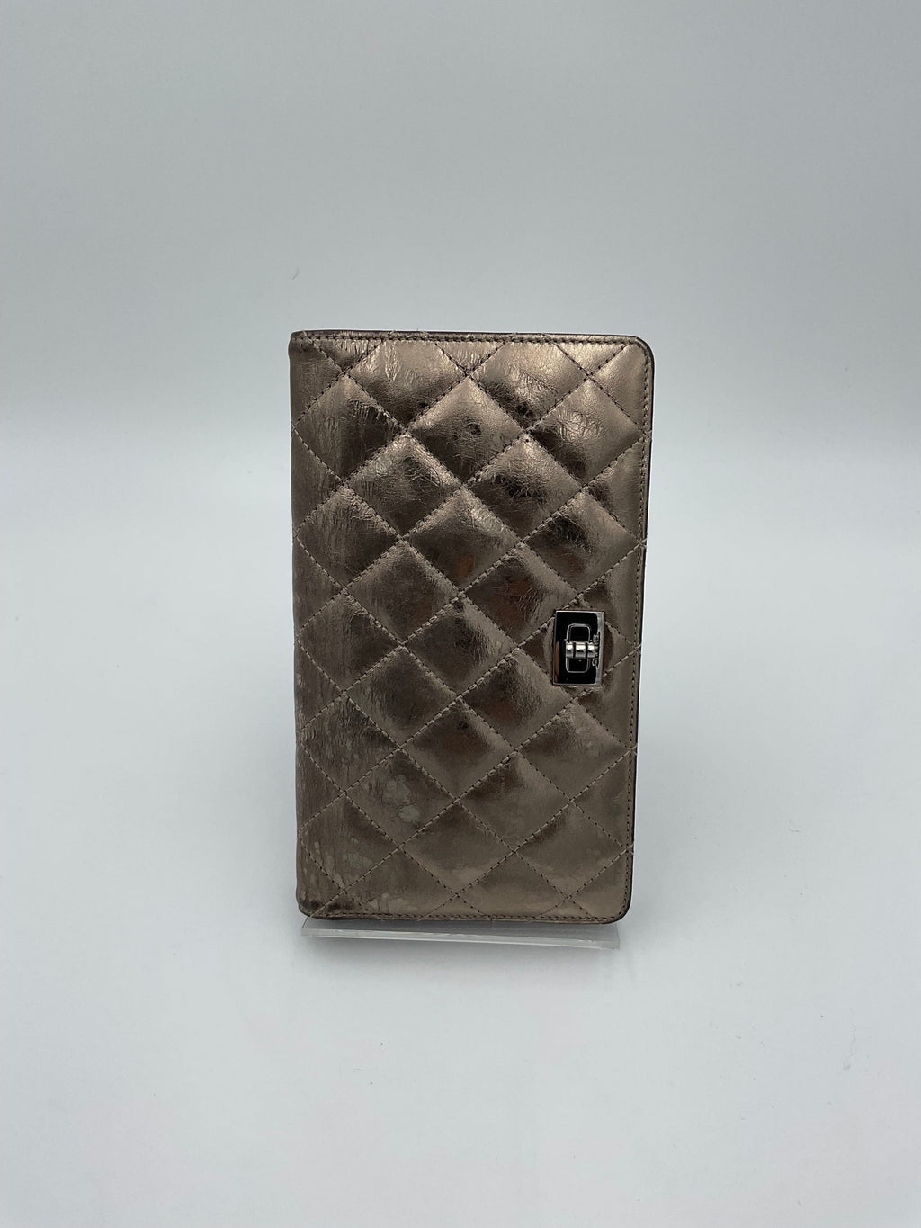 Chanel CHANEL Matèlassè Platinum Women's Wallet