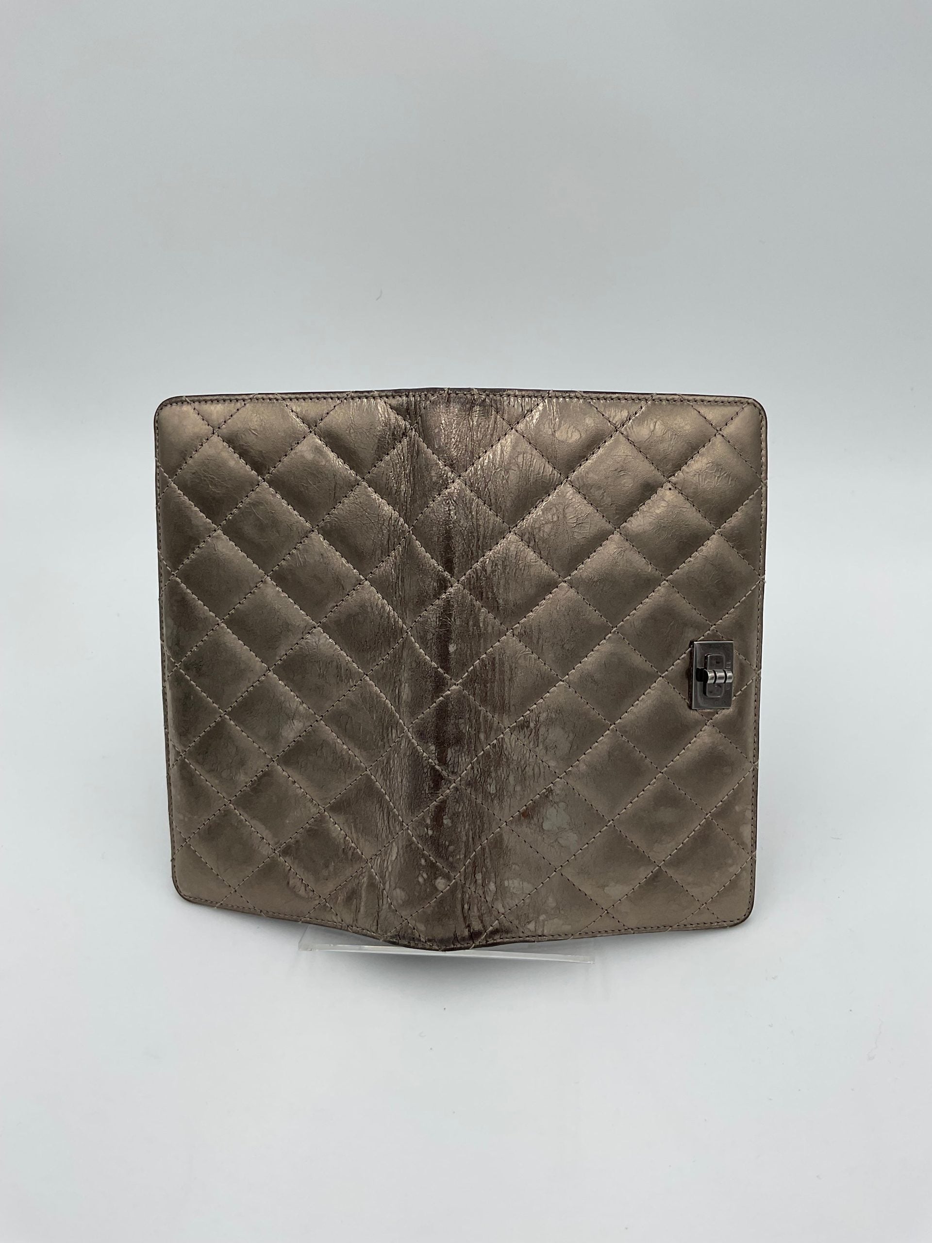 Chanel CHANEL Matèlassè Platinum Women's Wallet