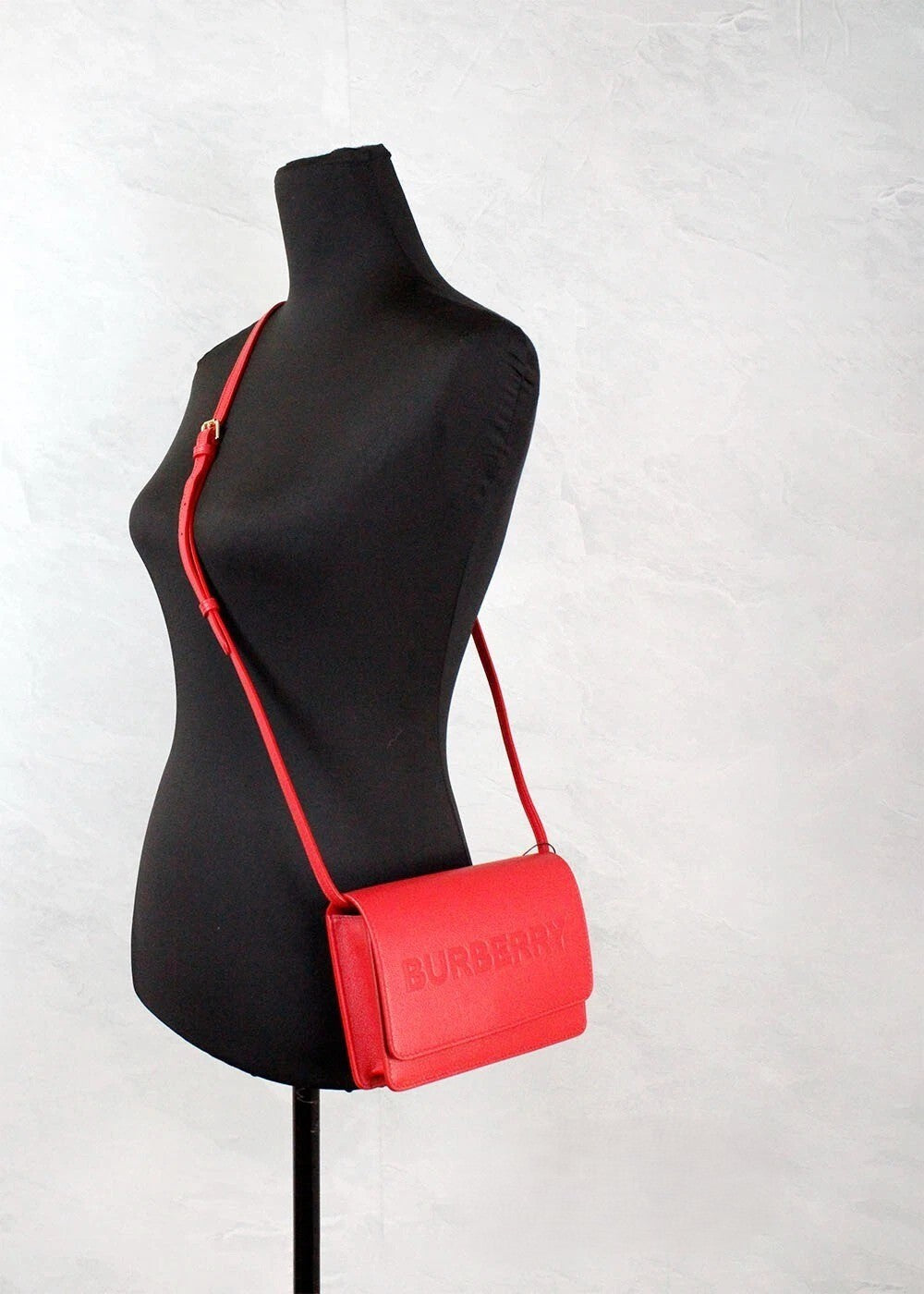 Burberry Burberry Hampshire Small Red Embossed Logo Smooth Leather Crossbody Women's Bag