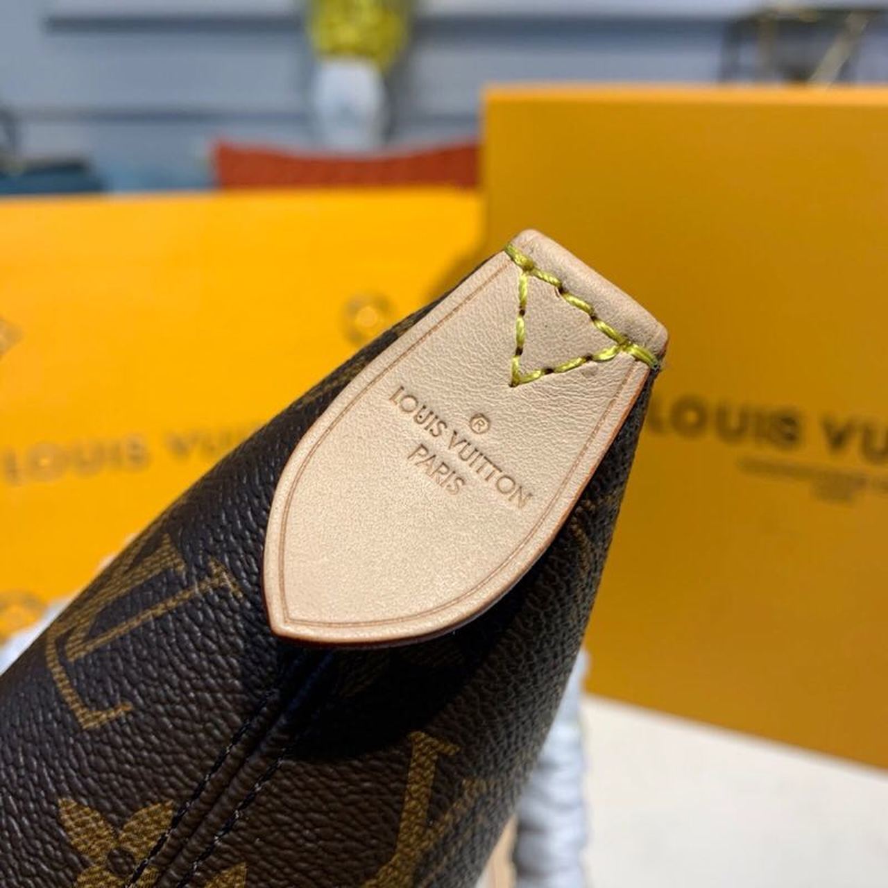 Louis Vuitton Lena MM Monogram Canvas For Women, WomenÃƒÂ¢Ã¢â€šÂ¬Ã¢â€žÂ¢s Handbags, Shoulder Bags 16.5in/42cm Louis Vuitton M42267