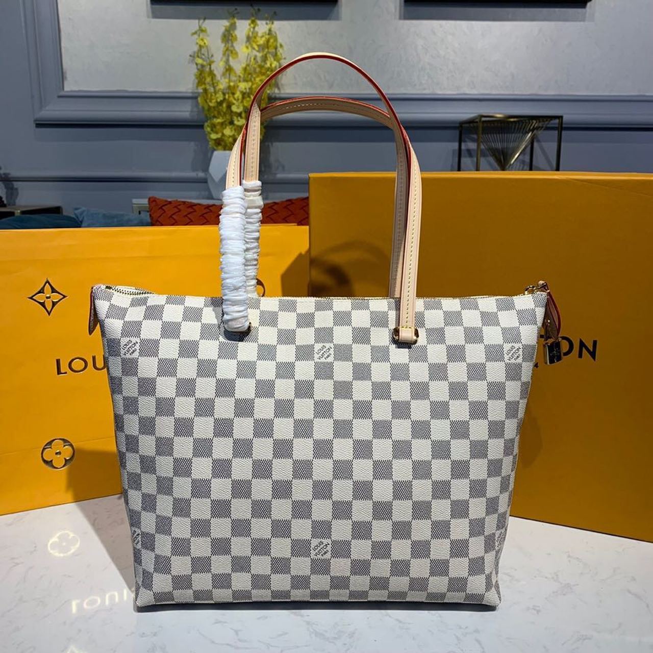 Louis Vuitton Lena MM Damier Azur Canvas For Women, WomenÃƒÂ¢Ã¢â€šÂ¬Ã¢â€žÂ¢s Handbags, Shoulder Bags 13in/33cm Louis Vuitton N44040