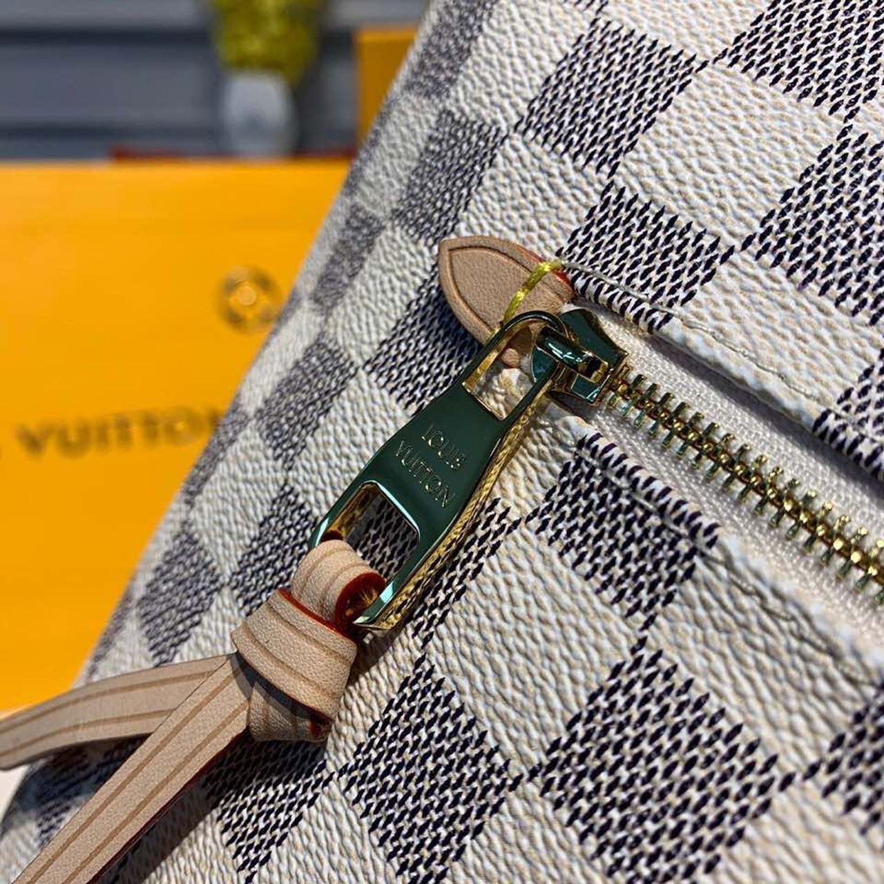 Louis Vuitton Lena MM Damier Azur Canvas For Women, WomenÃƒÂ¢Ã¢â€šÂ¬Ã¢â€žÂ¢s Handbags, Shoulder Bags 13in/33cm Louis Vuitton N44040