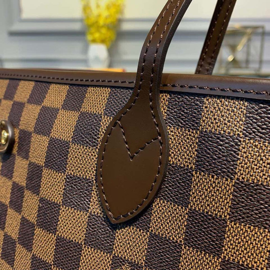 Louis Vuitton Neverfull GM Tote Bag Damier Ebene Canvas GLAMIrise Red For Women, WomenÃƒÂ¢Ã¢â€šÂ¬Ã¢â€žÂ¢s Handbags, Shoulder Bags 15.7in/40cm Louis Vuitton N41357