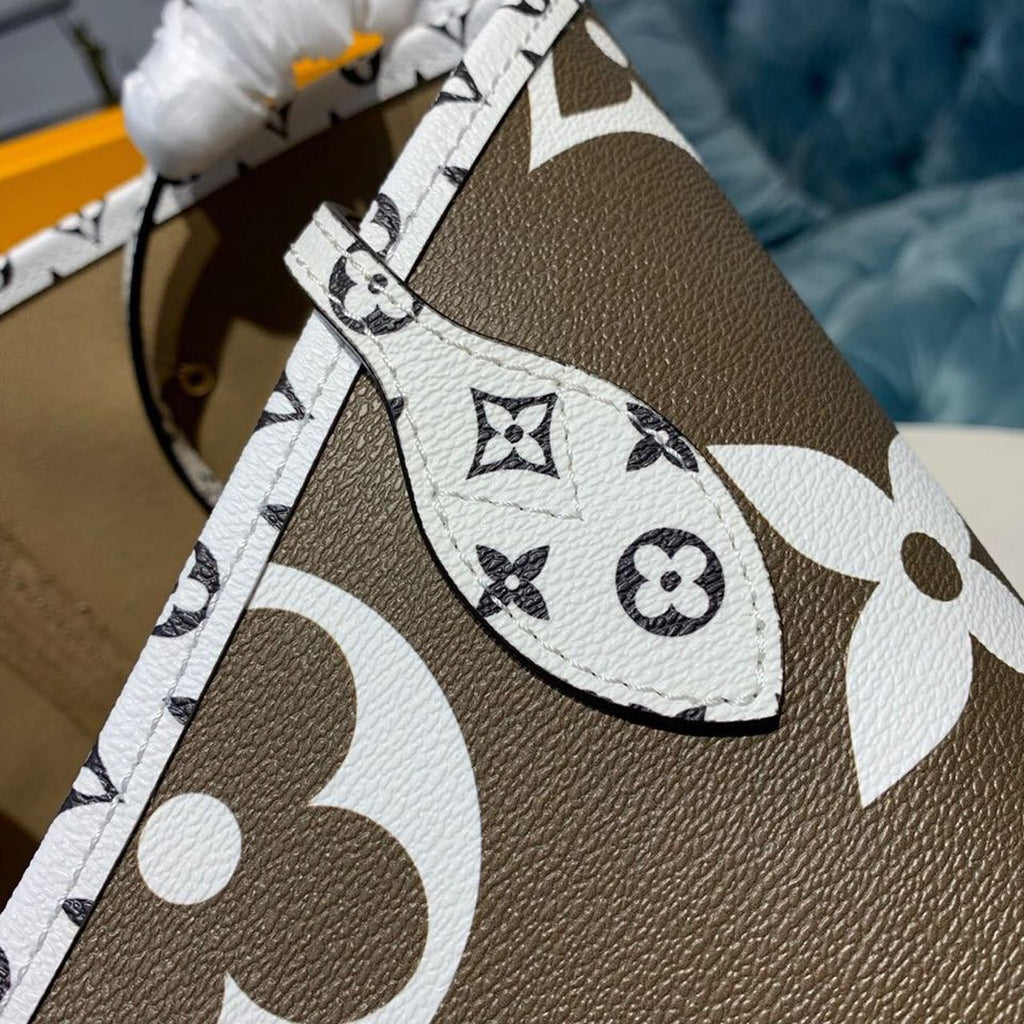 Louis Vuitton Neverfull MM Tote Bag Monogram Canvas Khaki/Beige For Women,  Shoulder Bags 12.2in/31cm Louis Vuitton M44568