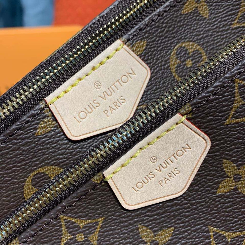 Louis Vuitton Multi Pochette AcGLAMIssoires Monogram Canvas Blue For Women,  Shoulder And Crossbody Bags 9.4in/24cm Louis Vuitton