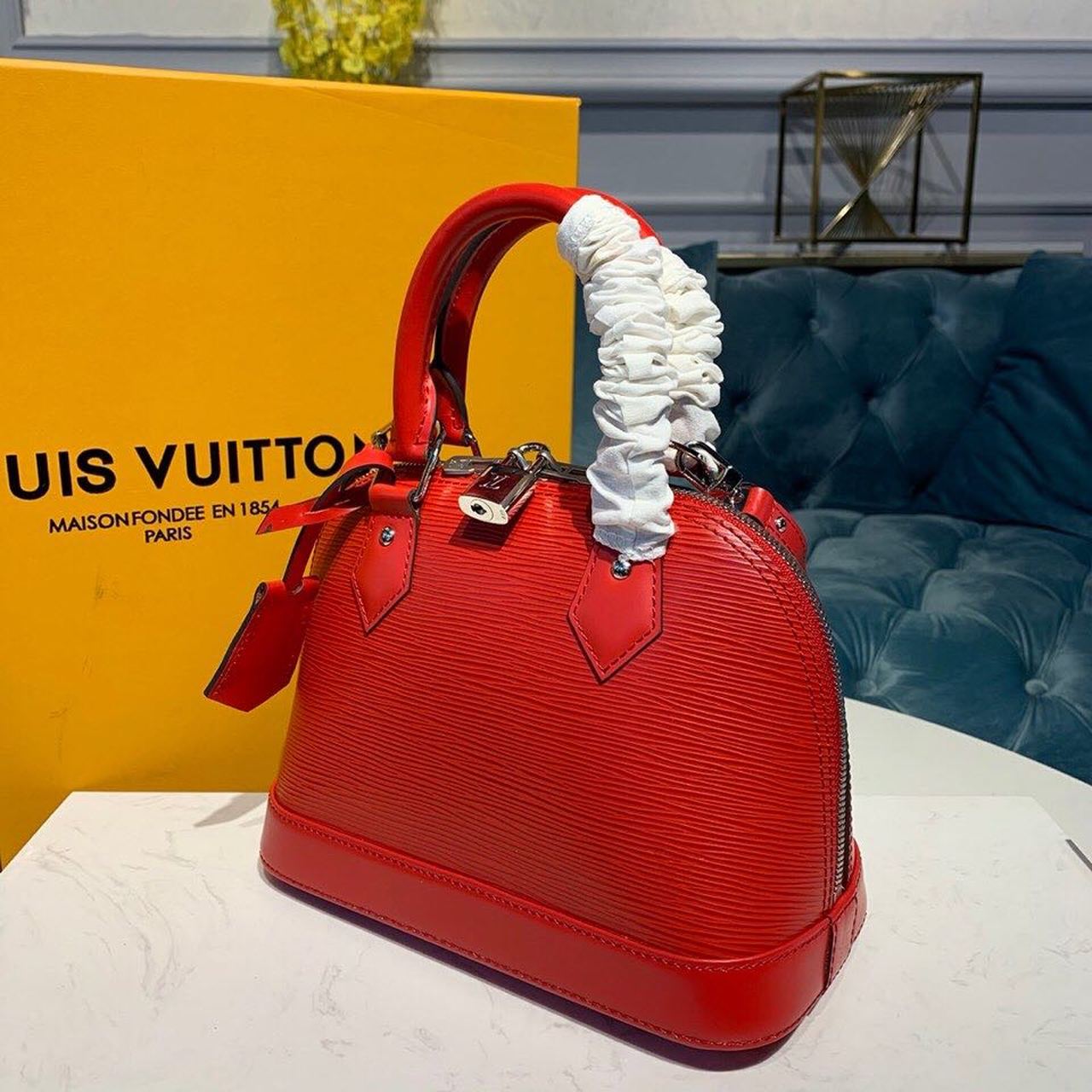 Louis Vuitton Alma BB Epi Coquelicot Red For Women, Women’s Handbags, Shoulder And Crossbody Bags 9.2in/23.5cm Louis Vuitton M41160