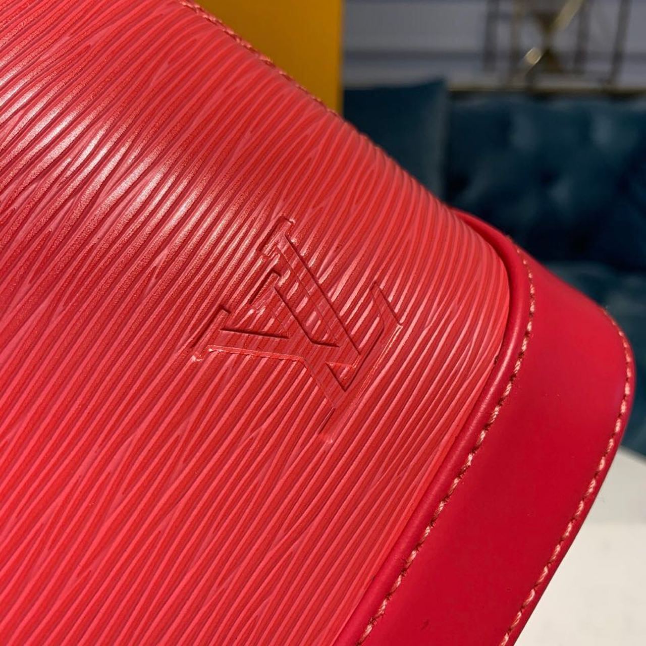 Louis Vuitton Alma Epi Hot Pink For Women, WomenÃƒÂ¢Ã¢â€šÂ¬Ã¢â€žÂ¢s Handbags, Shoulder And Crossbody Bags 9.2in/23.5cm Louis Vuitton
