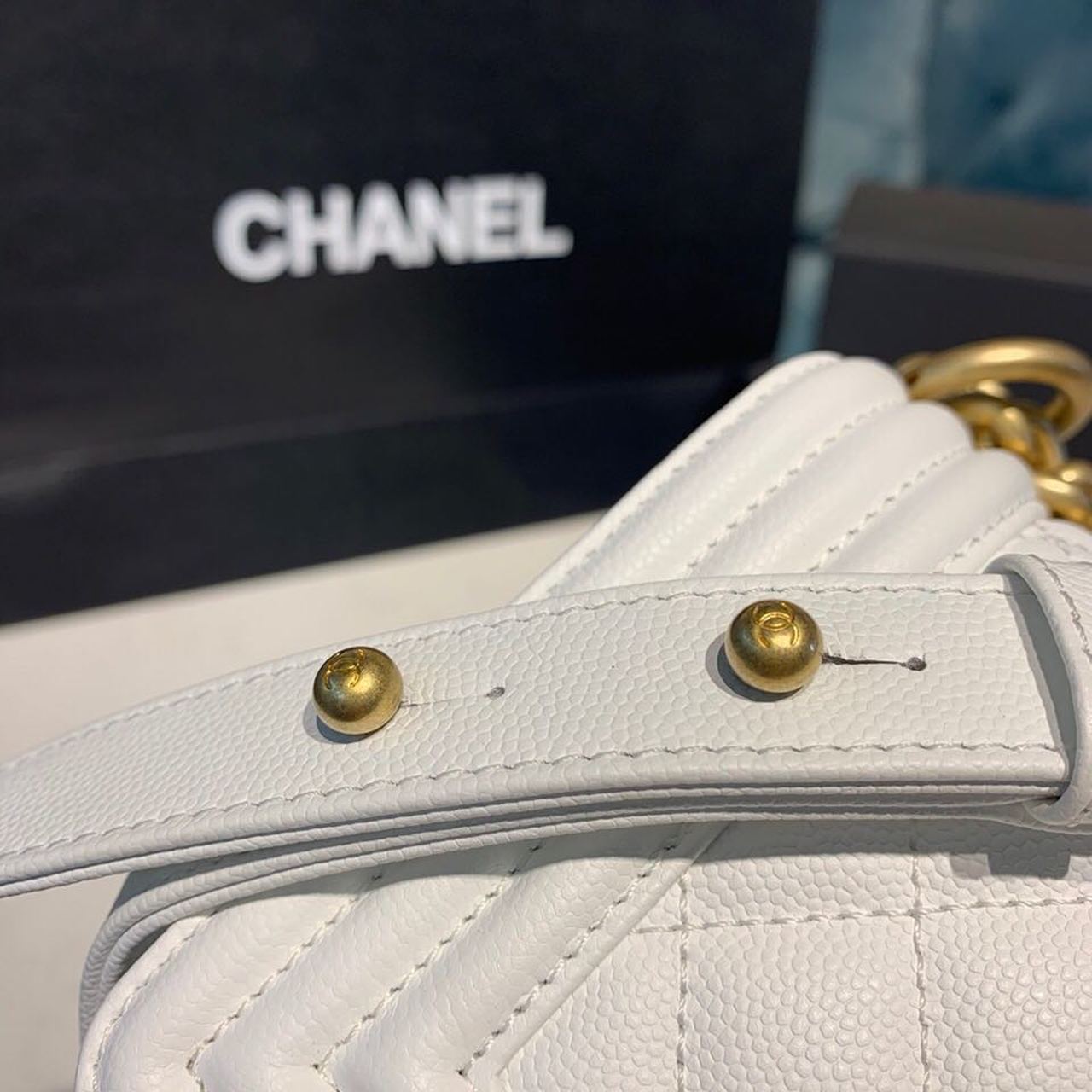 ChanelSmall Boy Handbag White For Women Bags, Shoulder And Crossbody Bags 7.8in/20cm A67085
