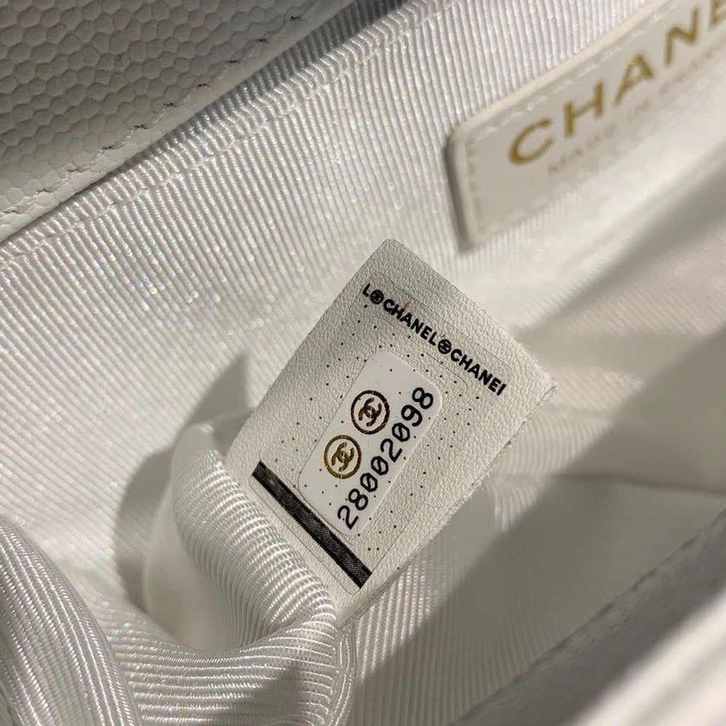 ChanelSmall Boy Handbag White For Women Bags, Shoulder And Crossbody Bags 7.8in/20cm A67085