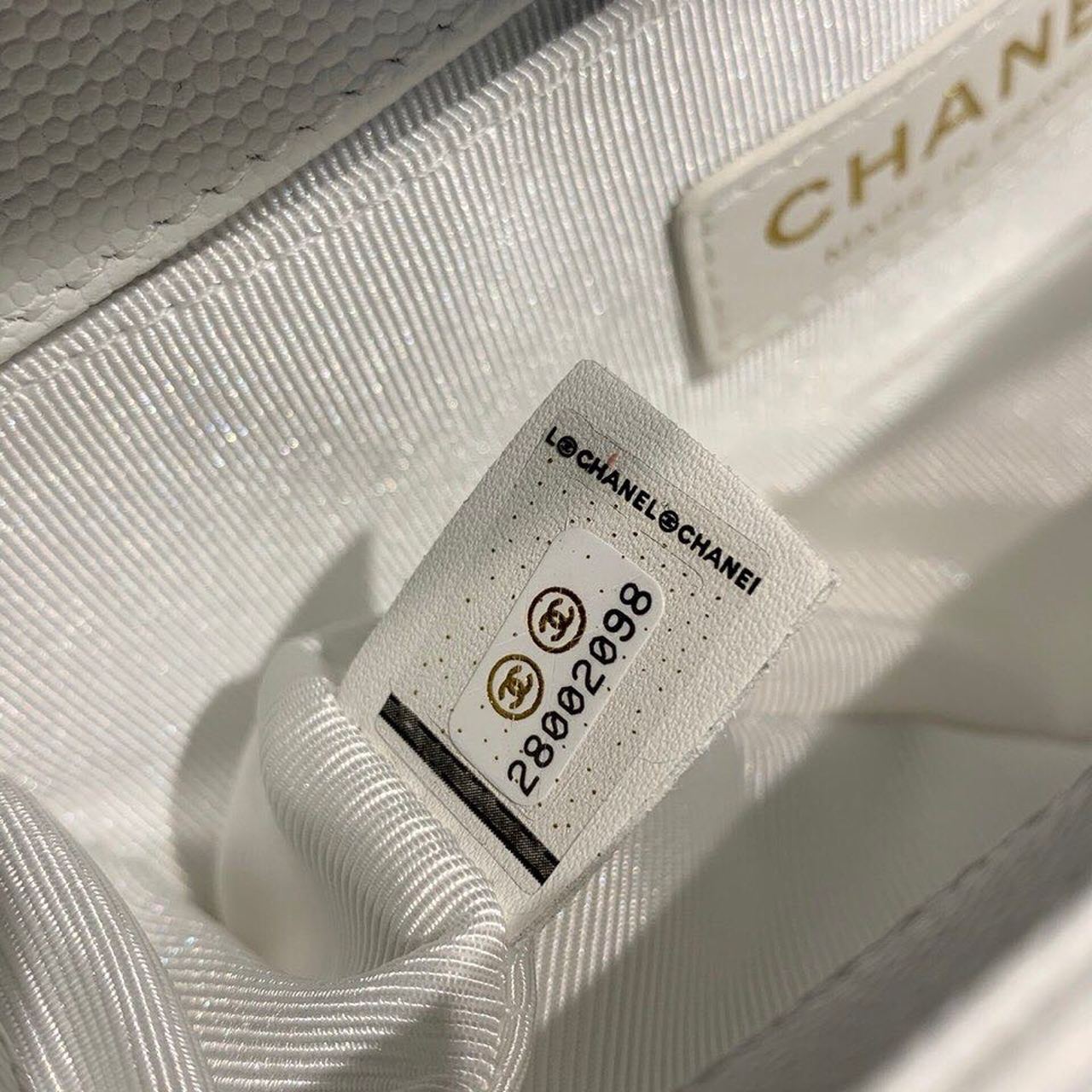 ChanelSmall Boy Handbag White For Women Bags, Shoulder And Crossbody Bags 7.8in/20cm A67085