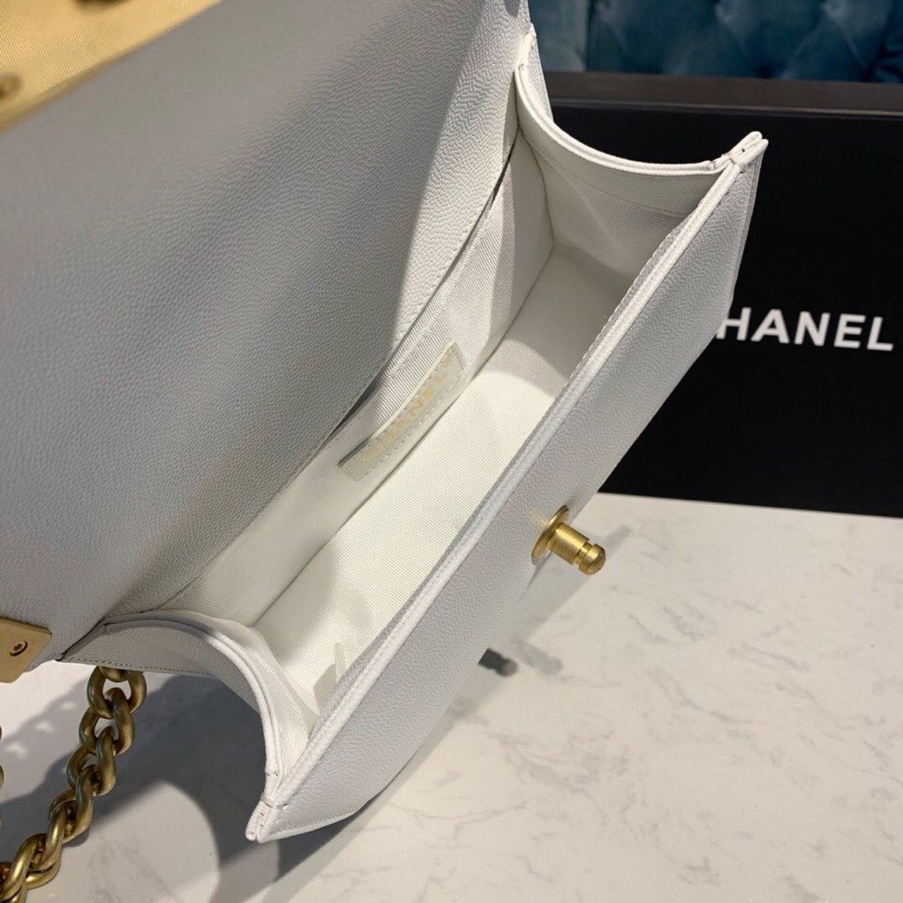 Chanel Small Boy Handbag White For Women, Women’s Bags, Shoulder And Crossbody Bags 7.8in/20cm A67085