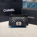 Chanel Small Boy Handbag SiLouis Vuittoner Hardware Black For Women, Women’s Bags, Shoulder And Crossbody Bags 7.8in/20cm A67085