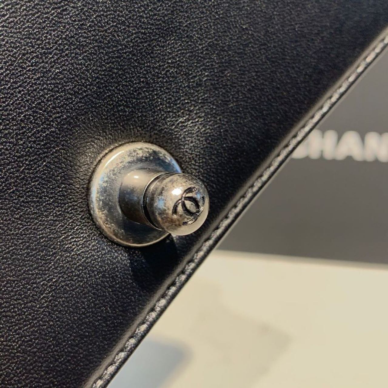 Chanel Small Boy Handbag SiLouis Vuittoner Hardware Black For Women, Women’s Bags, Shoulder And Crossbody Bags 7.8in/20cm A67085