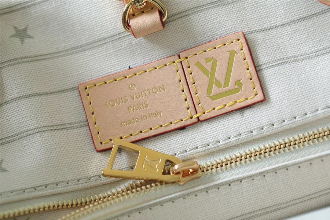 Louis Vuitton Onthego GM Monogram Giant And Rafa White/ Pink For Women,  Shoulder And Crossbody Bags 41cm/16.1in Louis Vuitton