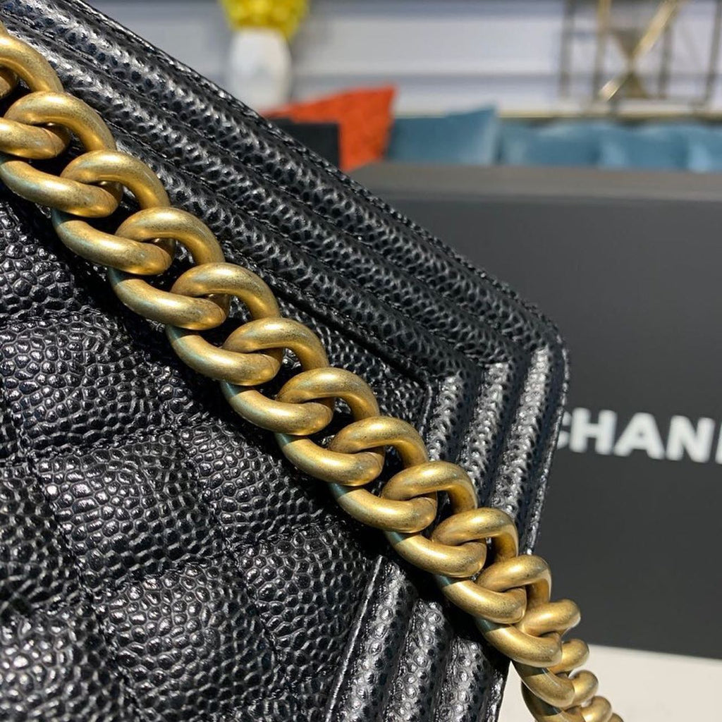 Chanel Boy Handbag Gold Toned Hardware Black For Women Bags, Shoulder And Crossbody Bags 9.8in/25cm A67086