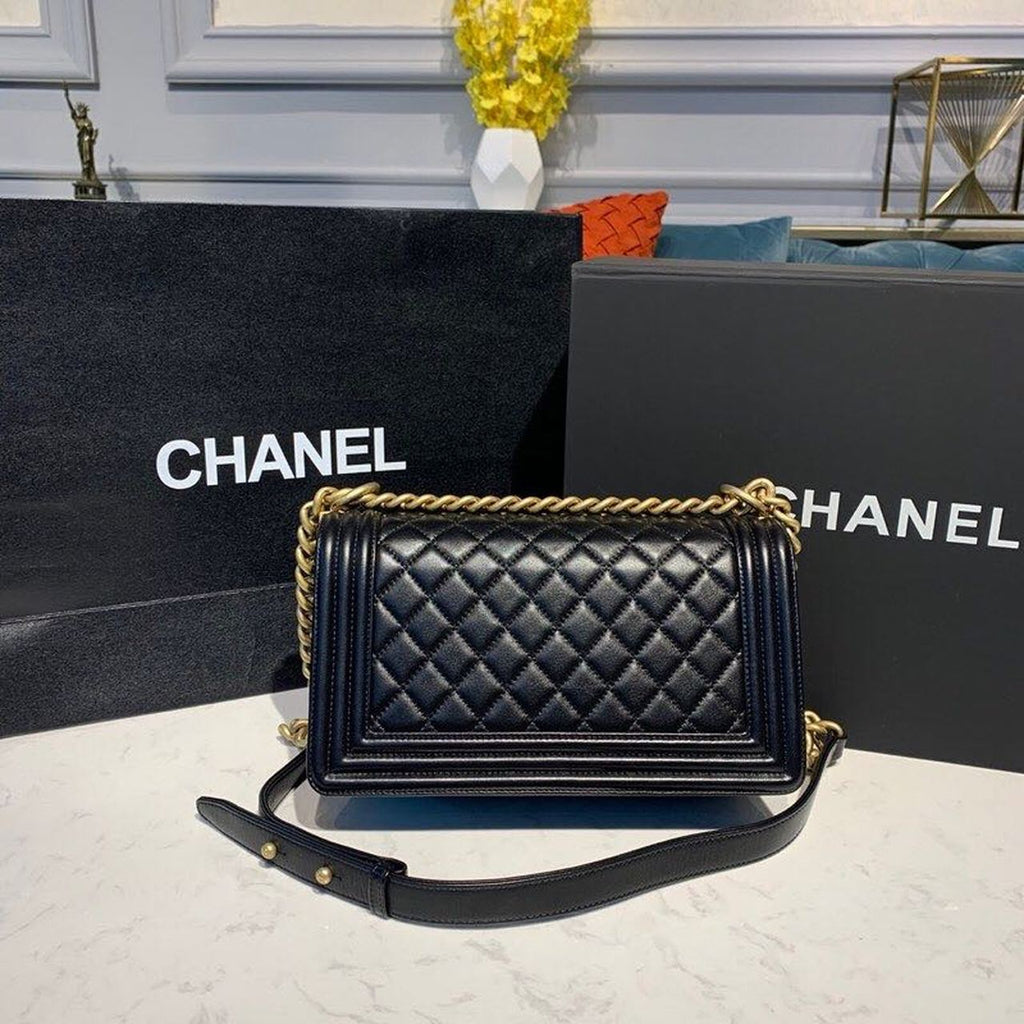 Chanel Boy Handbag Gold Toned Hardware Black For Women Bags, Shoulder And Crossbody Bags 9.8in/25cm A67086