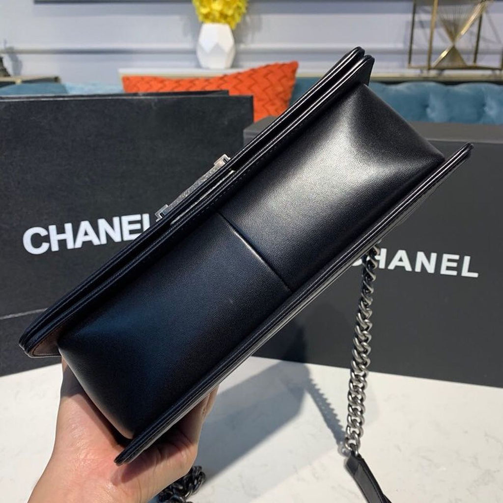 Chanel Boy Handbag SiLouis Vuittoner Hardware Black For Women, Women’s Bags, Shoulder And Crossbody Bags 9.8in/25cm A67086