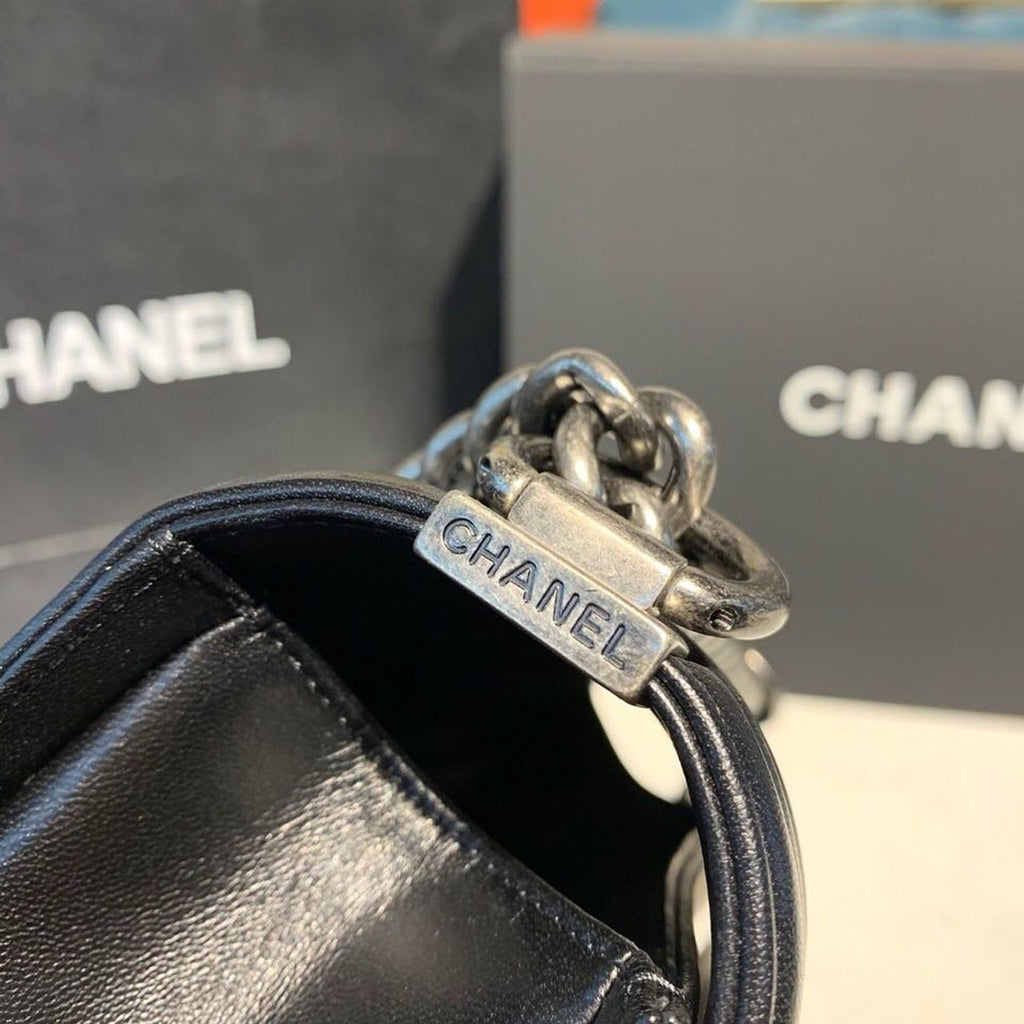 Chanel Boy Handbag SiLouis Vuittoner Hardware Black For Women Bags, Shoulder And Crossbody Bags 9.8in/25cm A67086