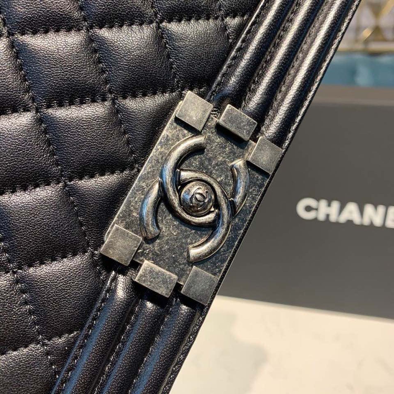 Chanel Boy Handbag SiLouis Vuittoner Hardware Black For Women Bags, Shoulder And Crossbody Bags 9.8in/25cm A67086