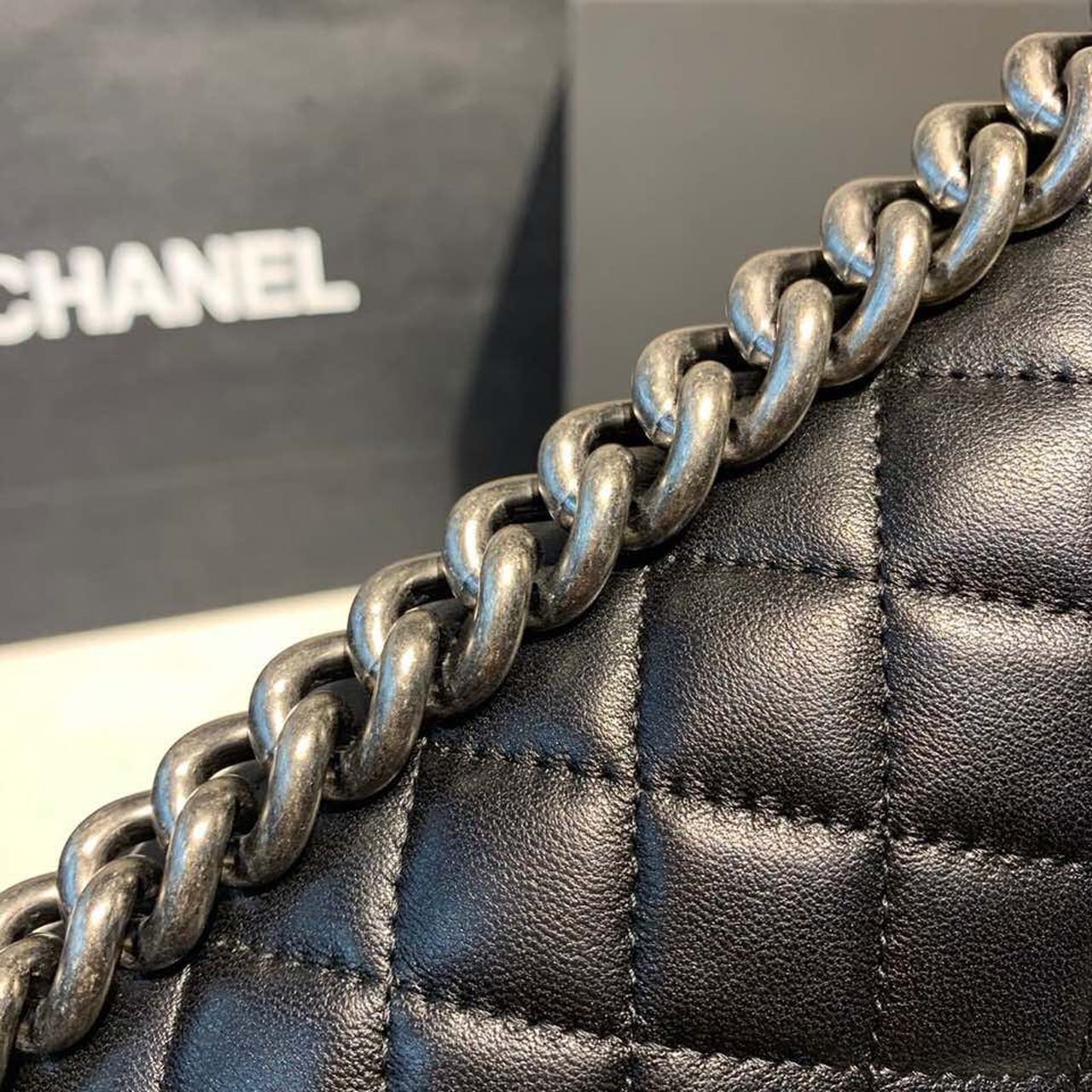 Chanel Boy Handbag SiLouis Vuittoner Hardware Black For Women, Women’s Bags, Shoulder And Crossbody Bags 9.8in/25cm A67086