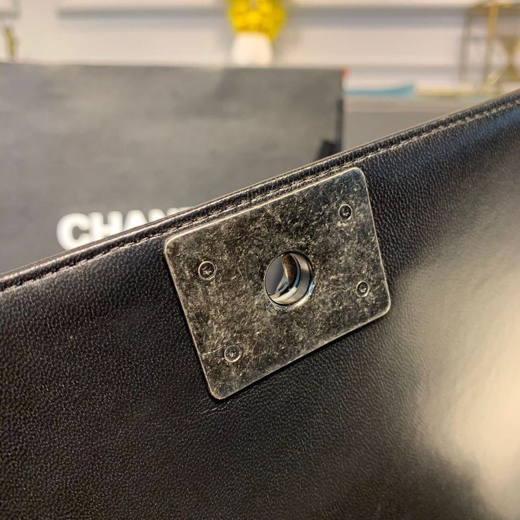 Chanel Boy Handbag SiLouis Vuittoner Hardware Black For Women Bags, Shoulder And Crossbody Bags 9.8in/25cm A67086