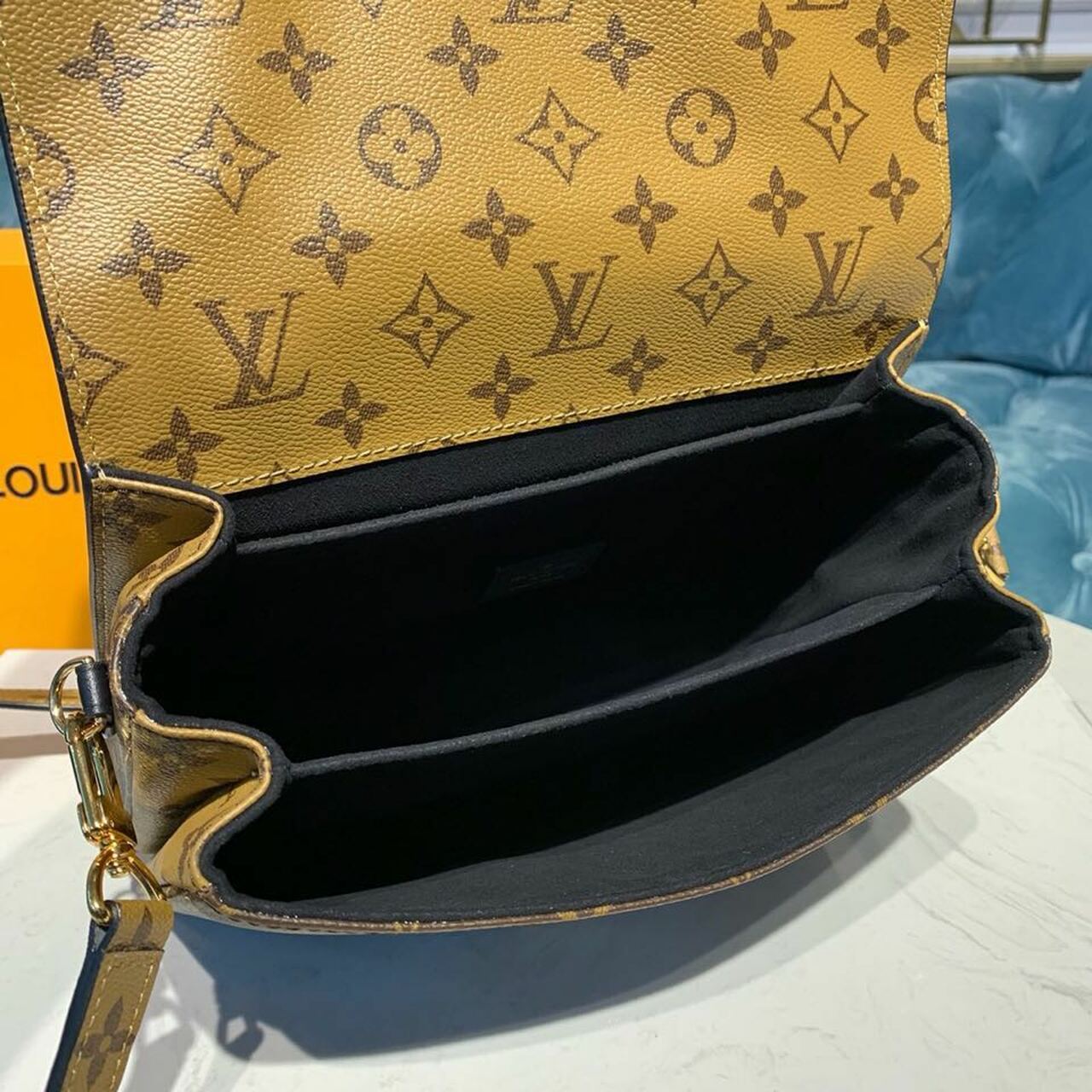 Louis Vuitton Pochette Metis Monogram Reverse Canvas For Women,  Shoulder And Crossbody Bags 9.8in/25cm Louis Vuitton M44876