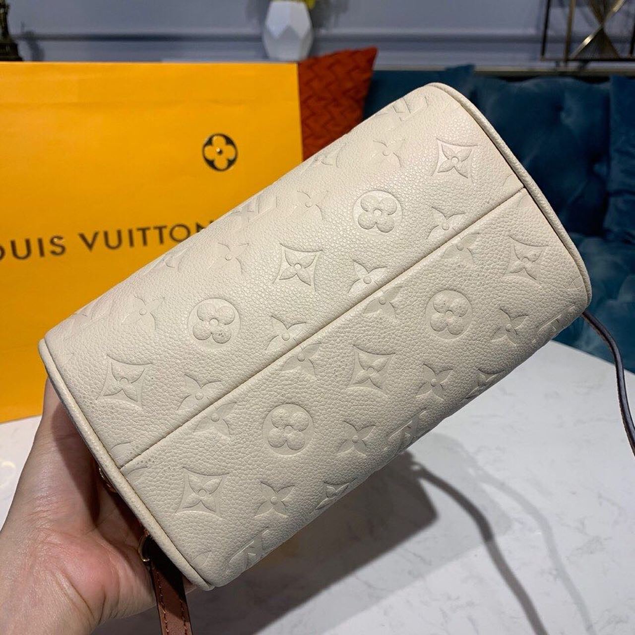 Louis Vuitton Speedy Bandouliere 20 Monogram Empreinte Creme For Women,  Shoulder And Crossbody Bags 7.8in/20cm Louis Vuitton
