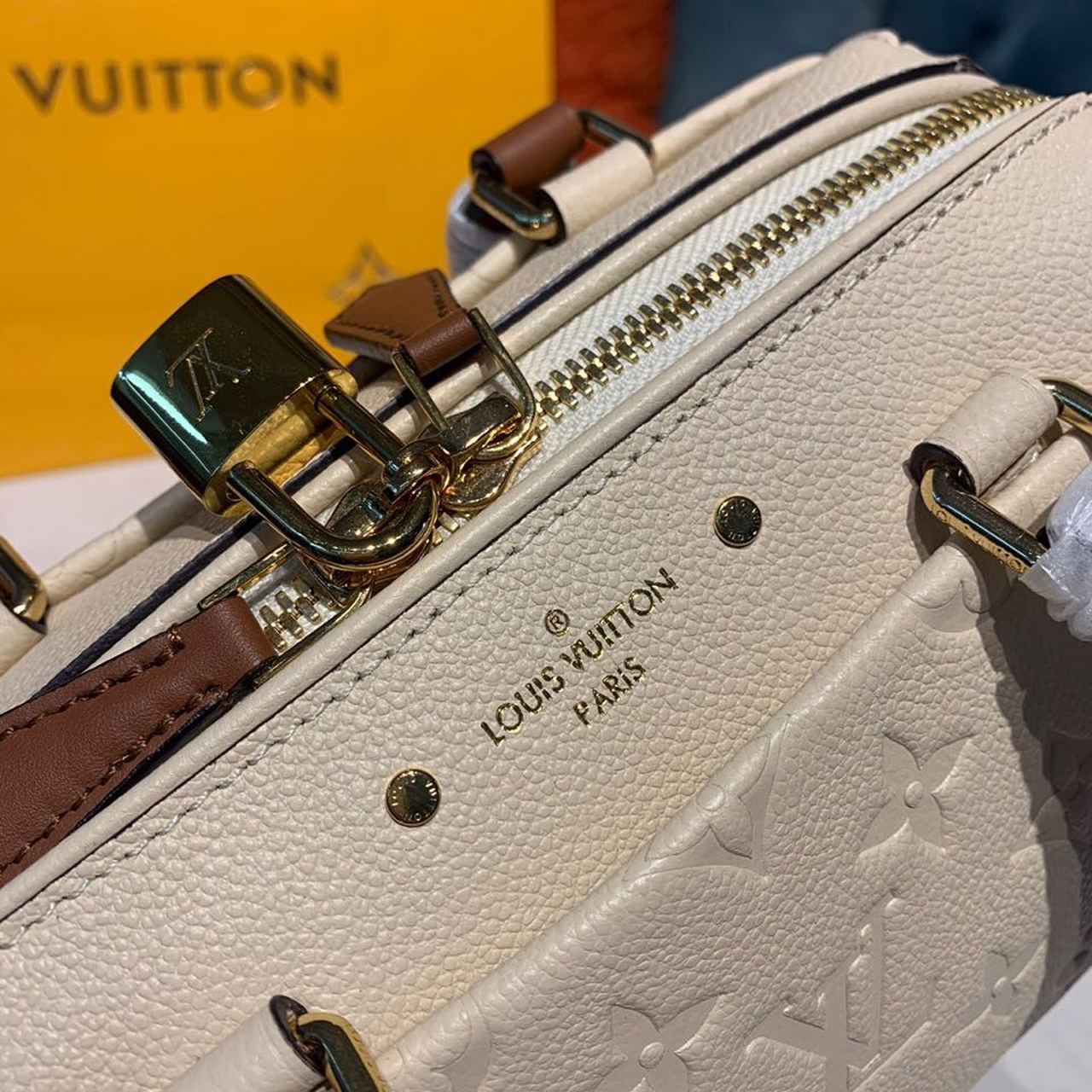 Louis Vuitton Speedy Bandouliere 20 Monogram Empreinte Creme For Women,  Shoulder And Crossbody Bags 7.8in/20cm Louis Vuitton