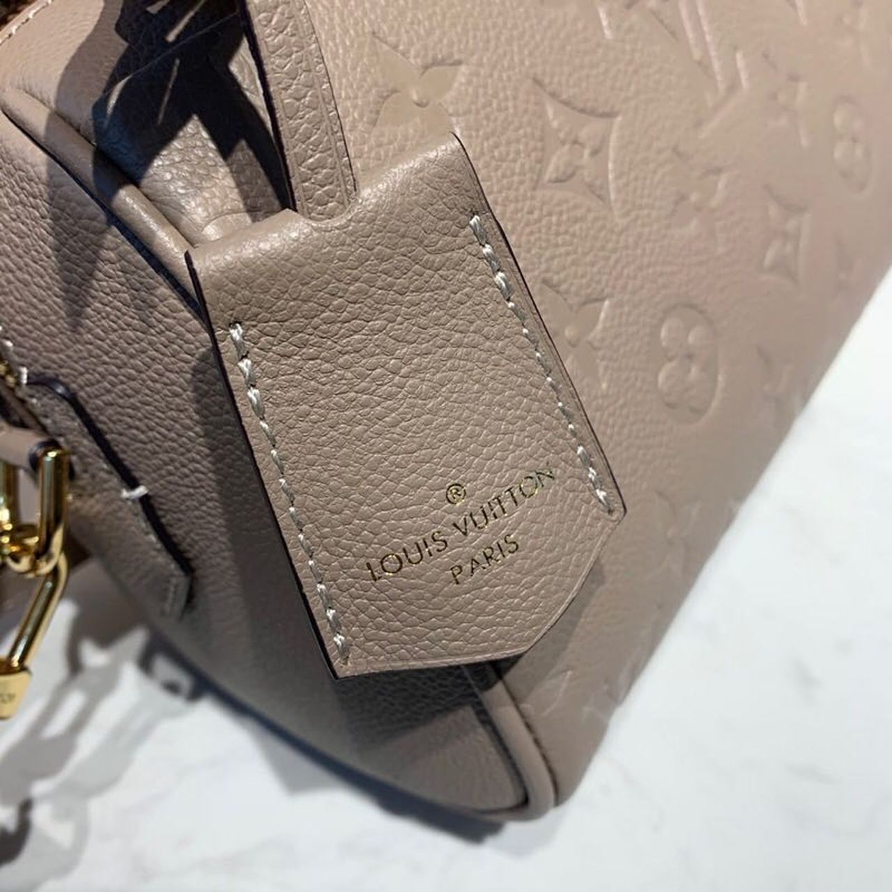 Louis Vuitton Speedy Bandouliere 20 Monogram Empreinte Galet Grey For Women,  Shoulder And Crossbody Bags 7.8in/20cm Louis Vuitton