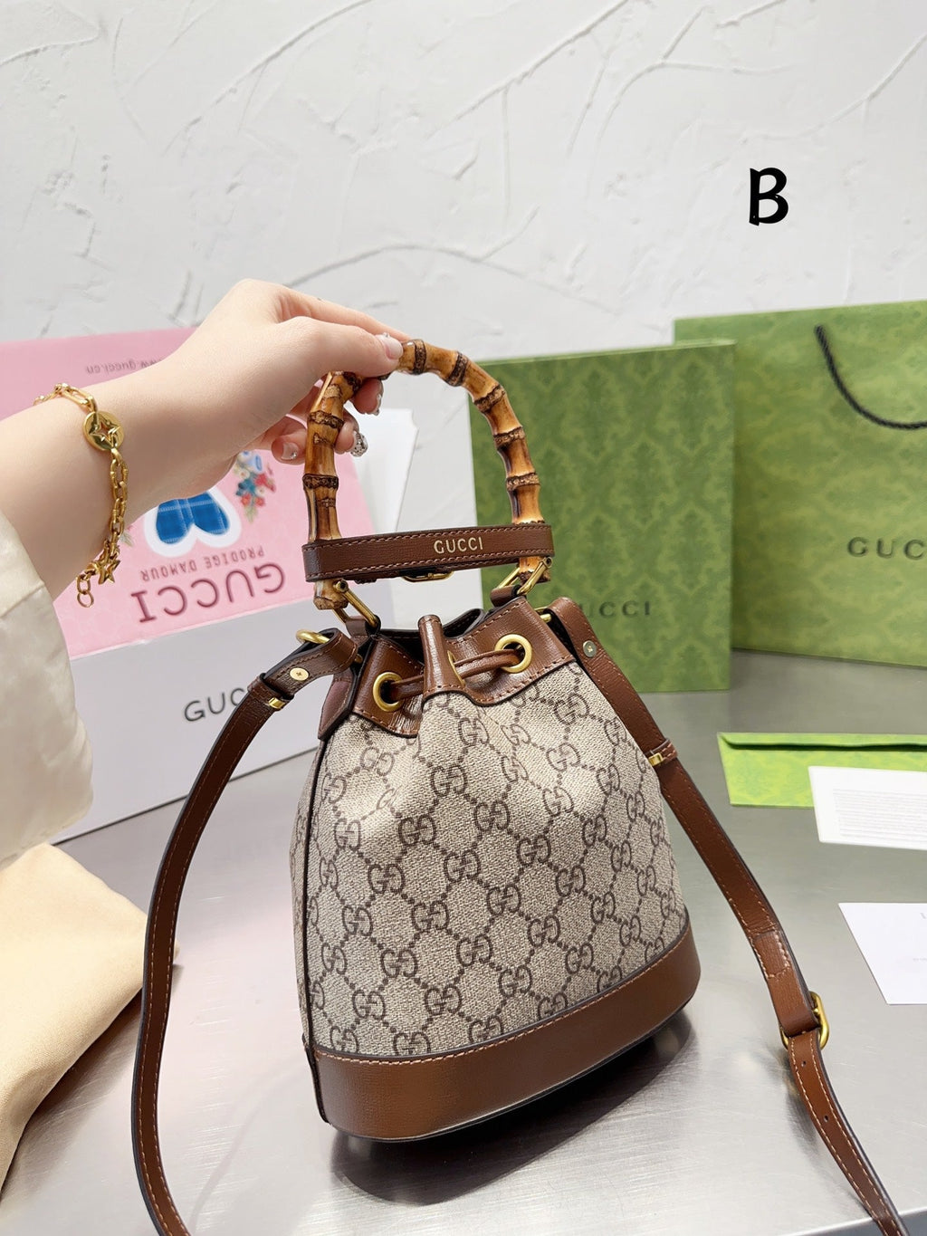 LB - New 1:1 rep  Bags Gucci 204
