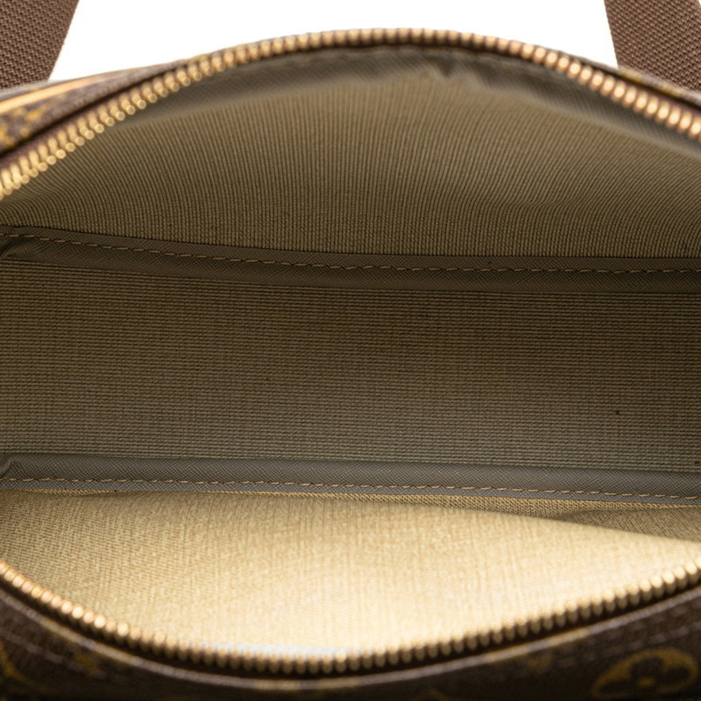 LOUIS VUITTON Reporter pm Shoulder Bag