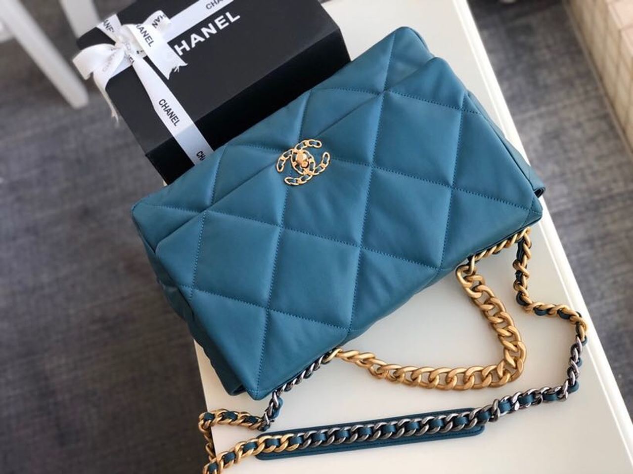 Chanel 19 Maxi Handbag Teal For Women Bags, Shoulder And Crossbody Bags 14in/36cm AS1162