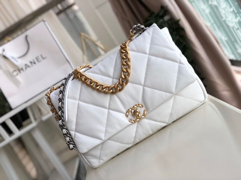 Chanel 19 Maxi HandBag White For Women Bags, Shoulder And Crossbody Bags 14in/36cm AS1162