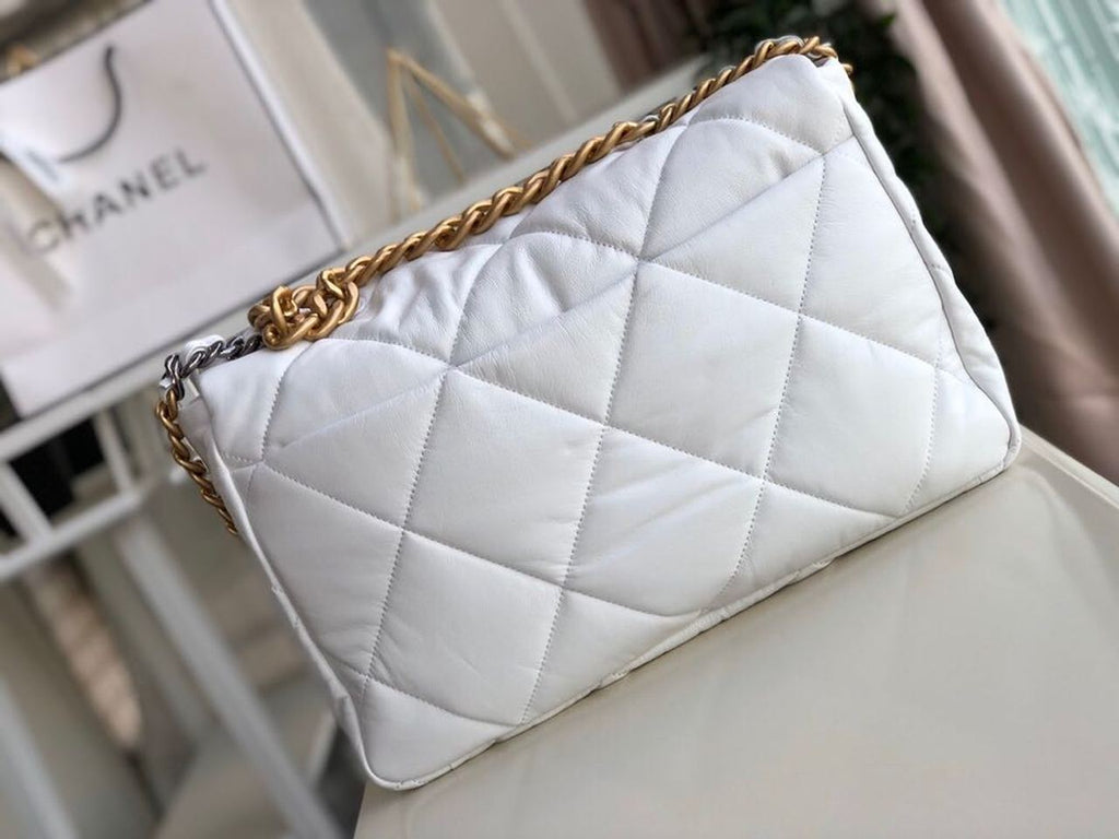 Chanel 19 Maxi HandBag White For Women Bags, Shoulder And Crossbody Bags 14in/36cm AS1162