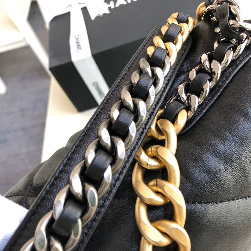 Chanel 19 Maxi Handbag Black For Women, Women’s Bags, Shoulder And Crossbody Bags 14in/36cm AS1162 B04852 94305