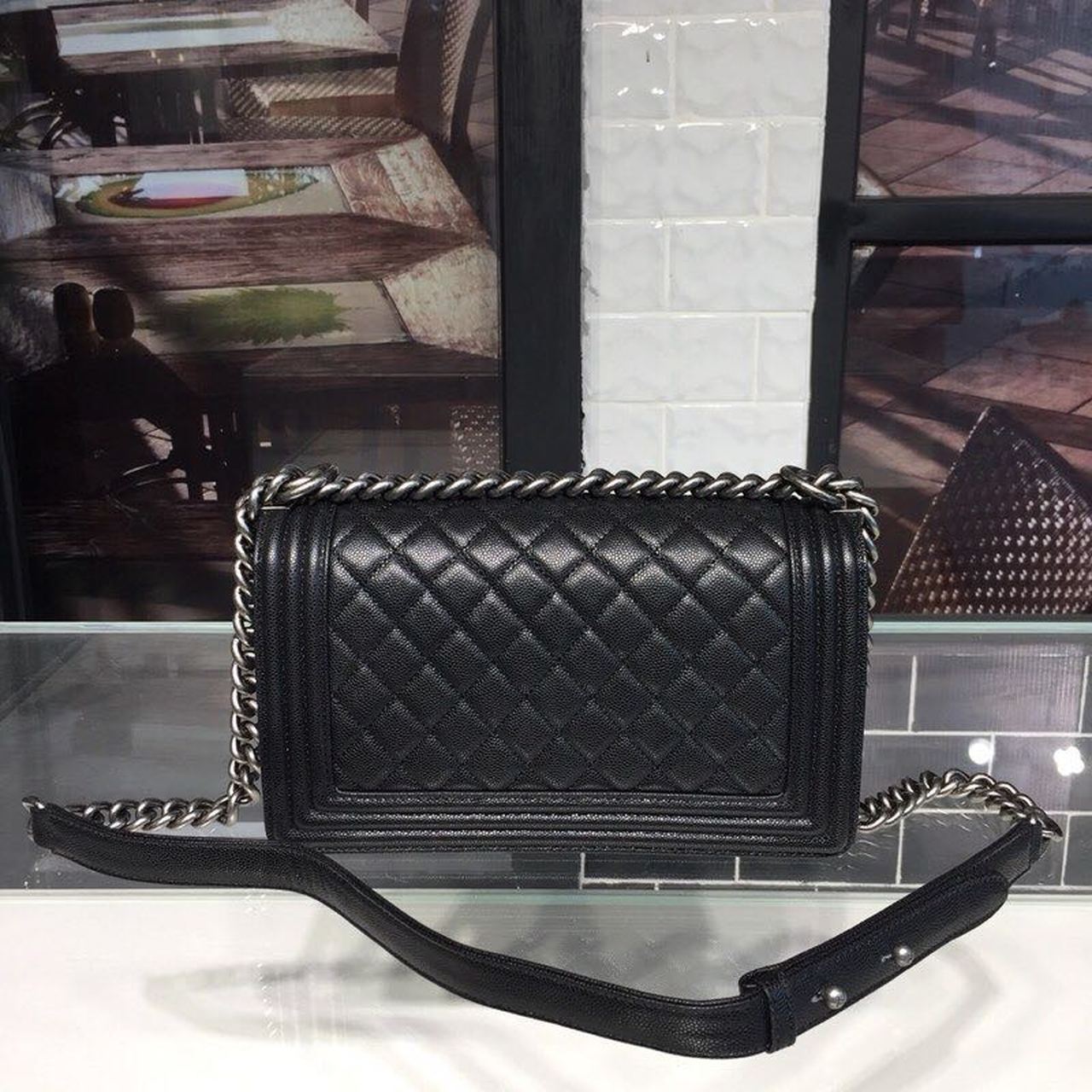 Chanel Boy Handbag SiLouis Vuittoner Hardware Black For Women, Women’s Handbags, Shoulder And Crossbody Bags 9.8in/25cm A67086