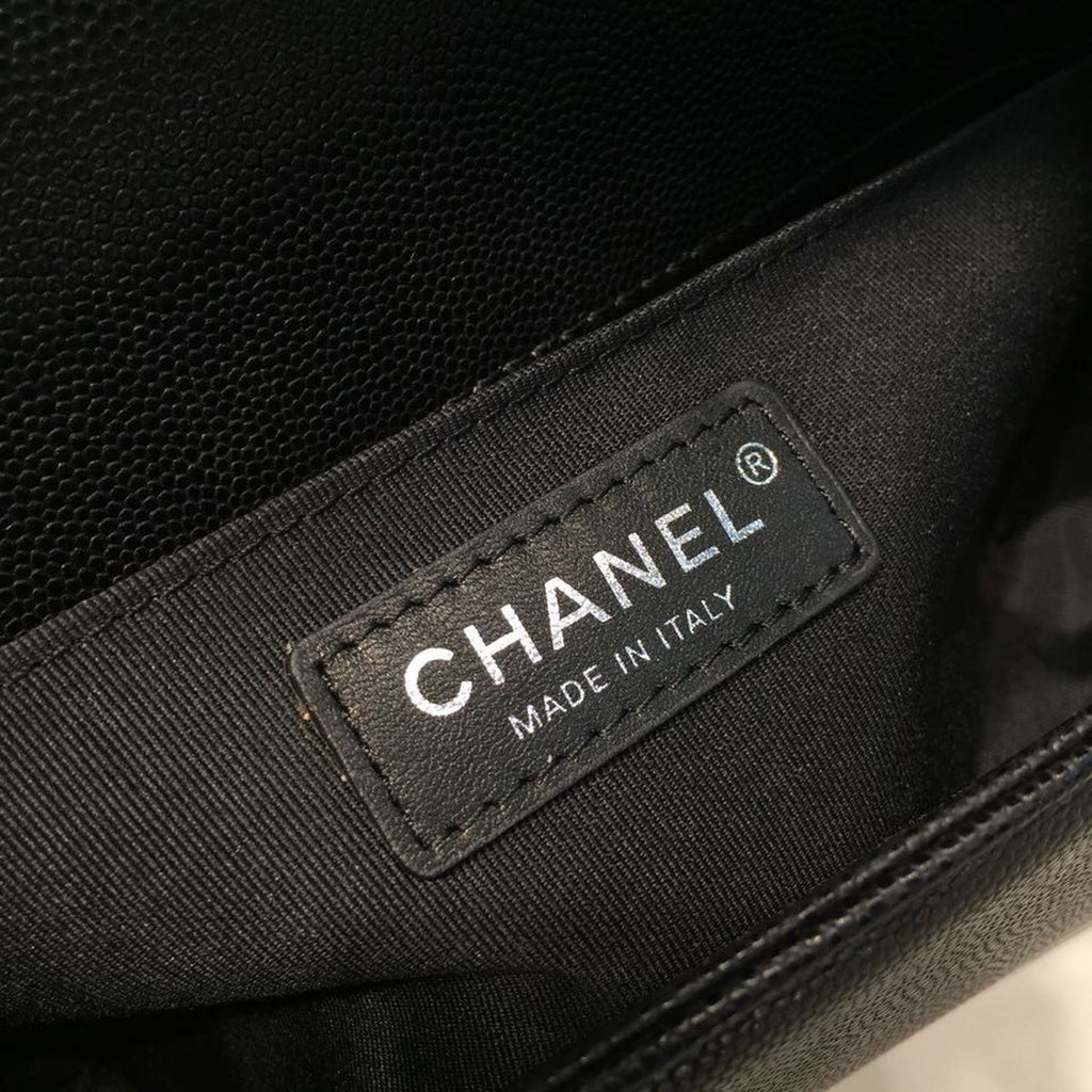 Chanel Boy Handbag SiLouis Vuittoner Hardware Black For Women Handbags, Shoulder And Crossbody Bags 9.8in/25cm A67086
