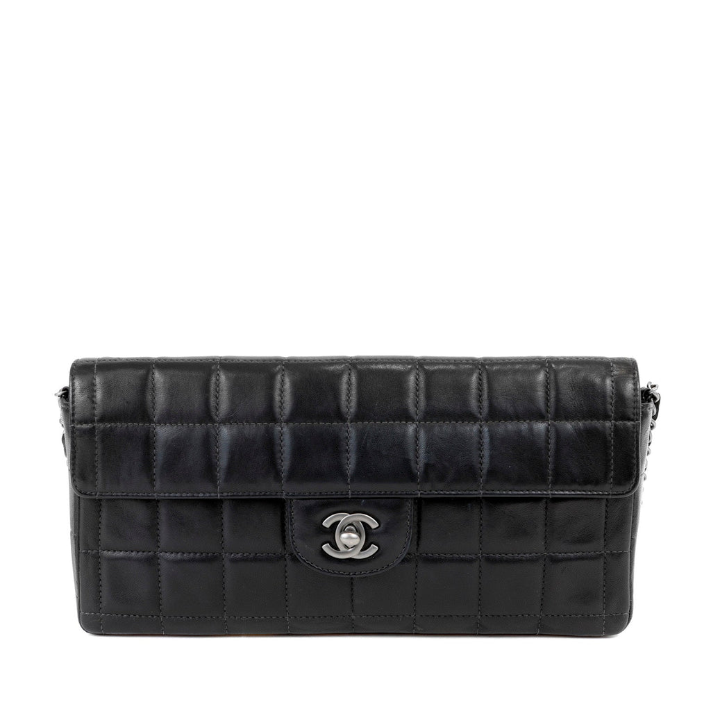Chanel Black Lambskin Chocolate Bar Quilted East West Classic with SiLouis Vuittoner Hardware