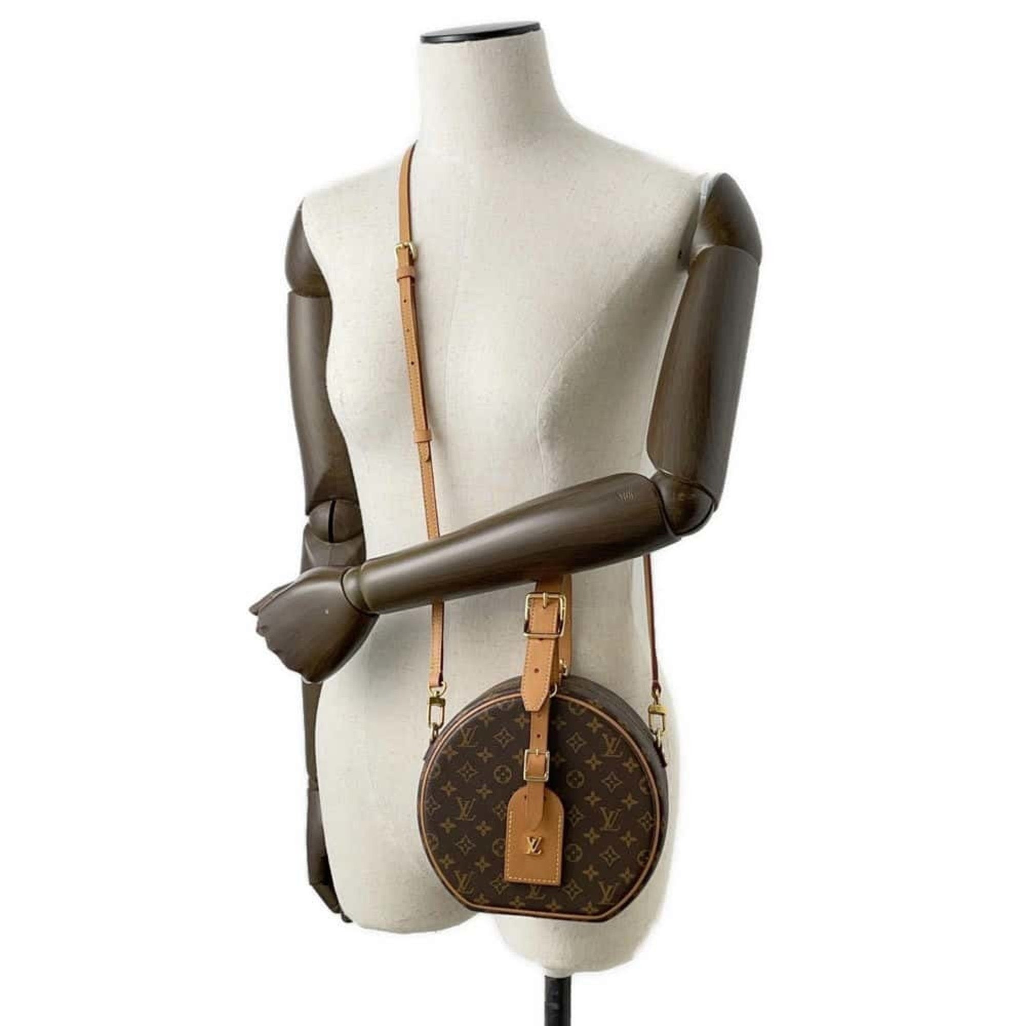 LOUIS VUITTON Petite Boîte À Chapeau Shoulder Bag