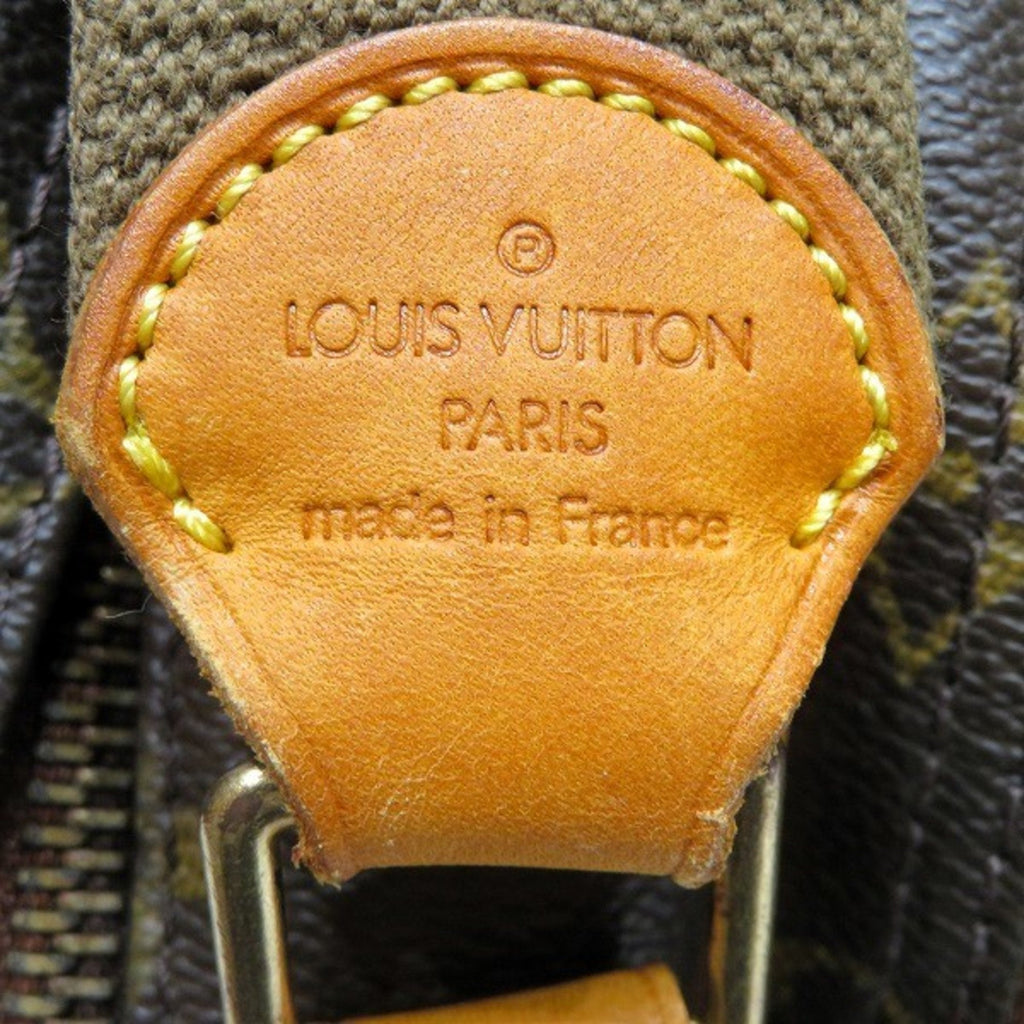 LOUIS VUITTON Reporter Shoulder Bag