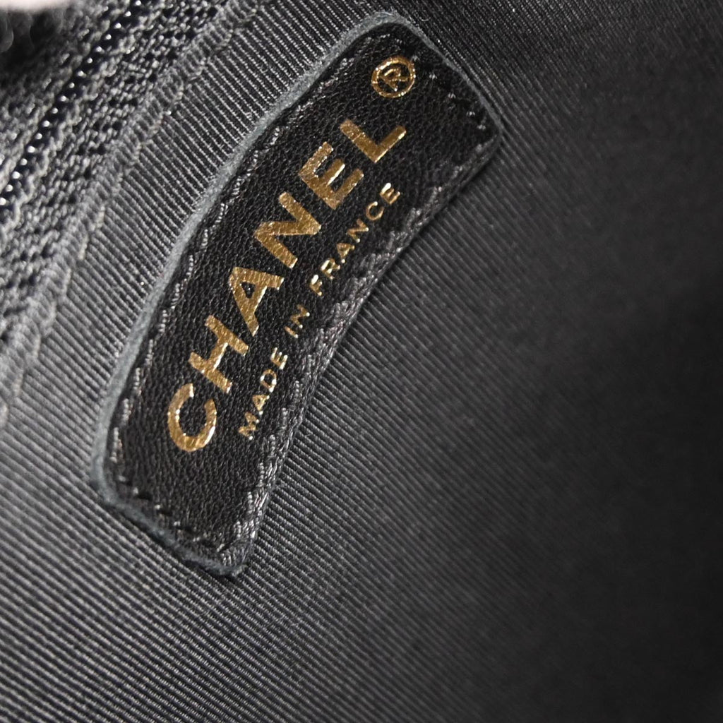 Chanel 2003-2004 Black Caviar Skin Hobo Bag