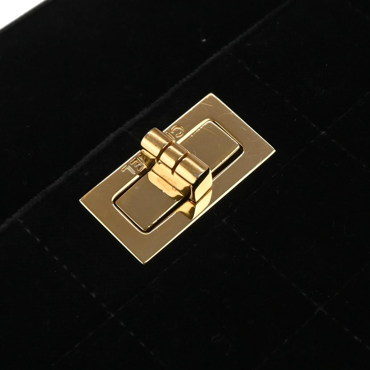 Chanel 2002-2003 Black Velvet Choco Bar Accordion Flap Mademoiselle Lock Shoulder Bag