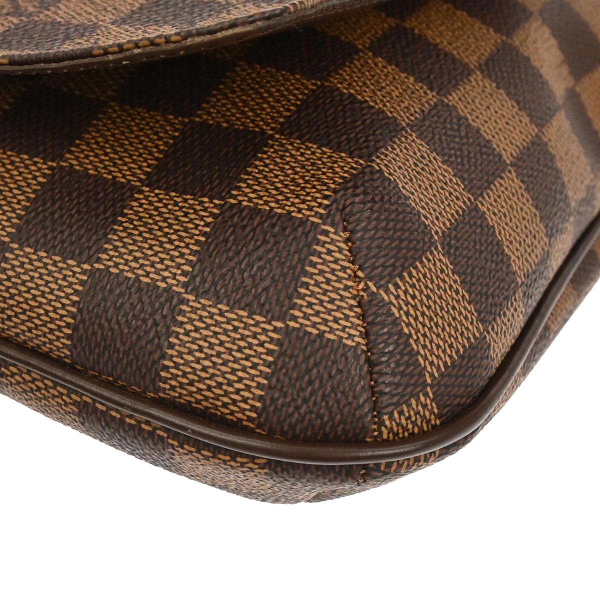 Louis Vuitton 2002 Damier Musette Tango Short Shoulder Bag N51255