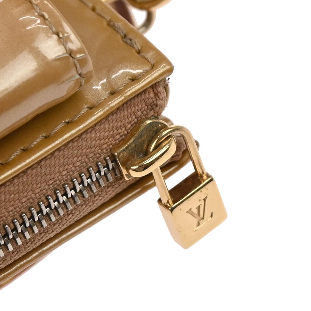 Louis Vuitton 2005 Beige Monogram Vernis Motte Shoulder Bag M91136