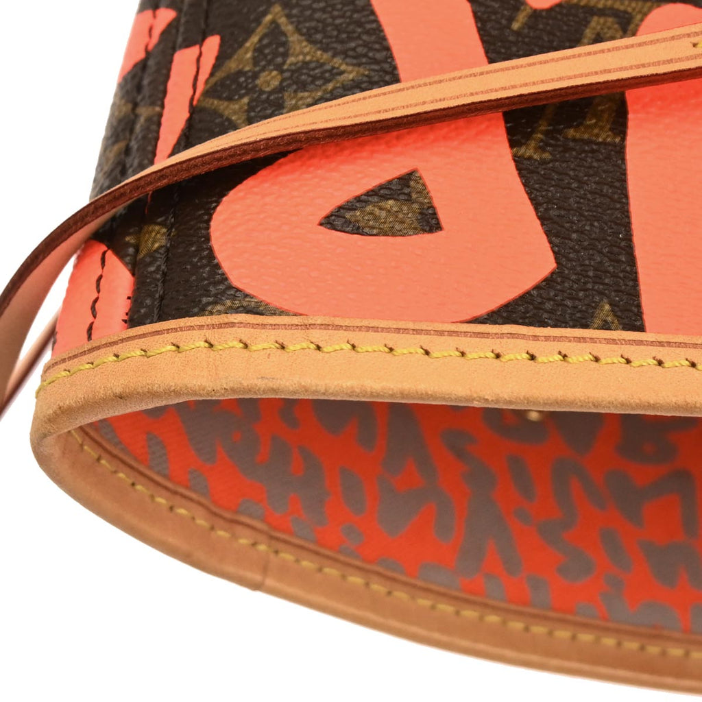 Louis Vuitton 2009 Orange Monogram Neverfull GM Tote Bag M93702