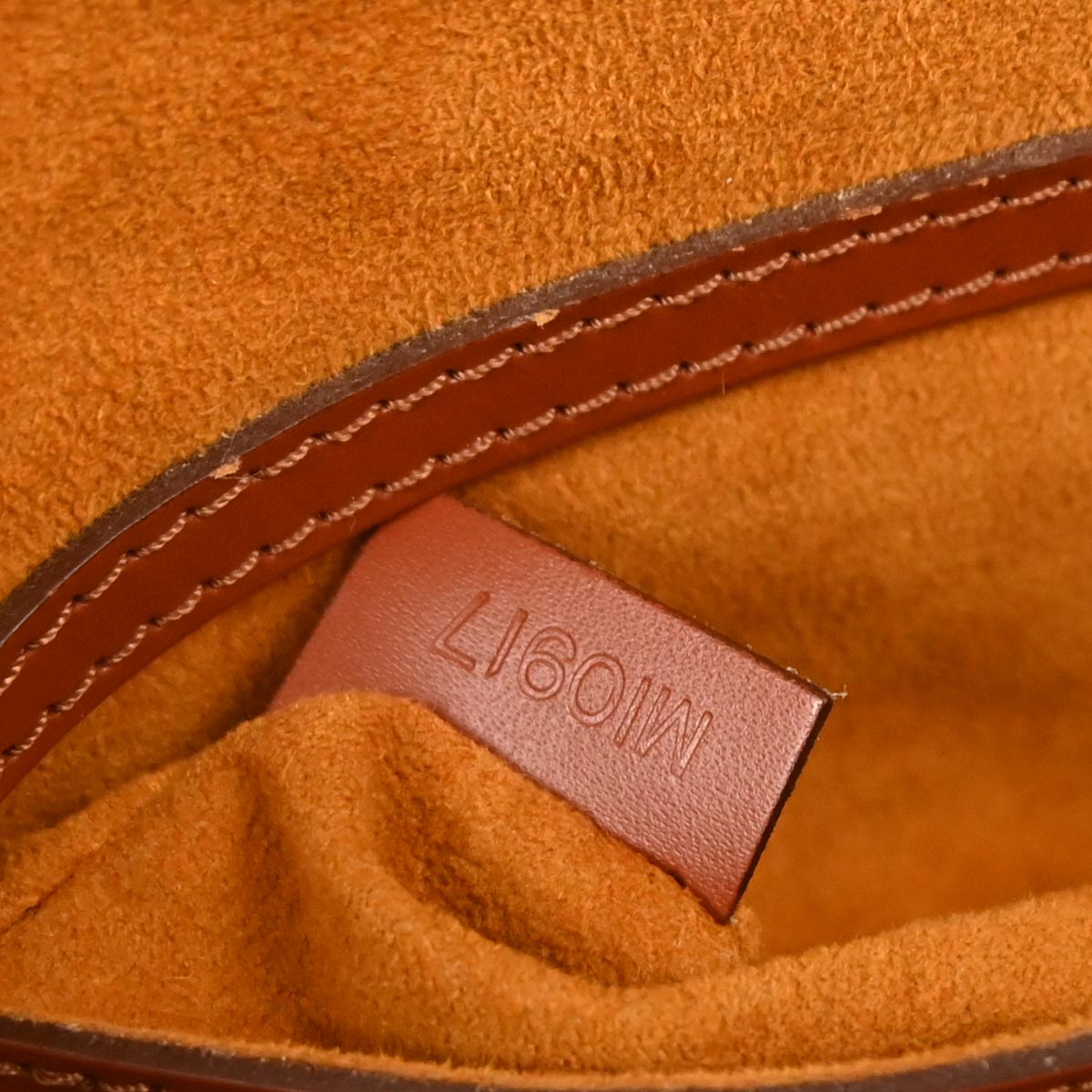 Louis Vuitton 1997 Brown Epi Alma Handbag M52143